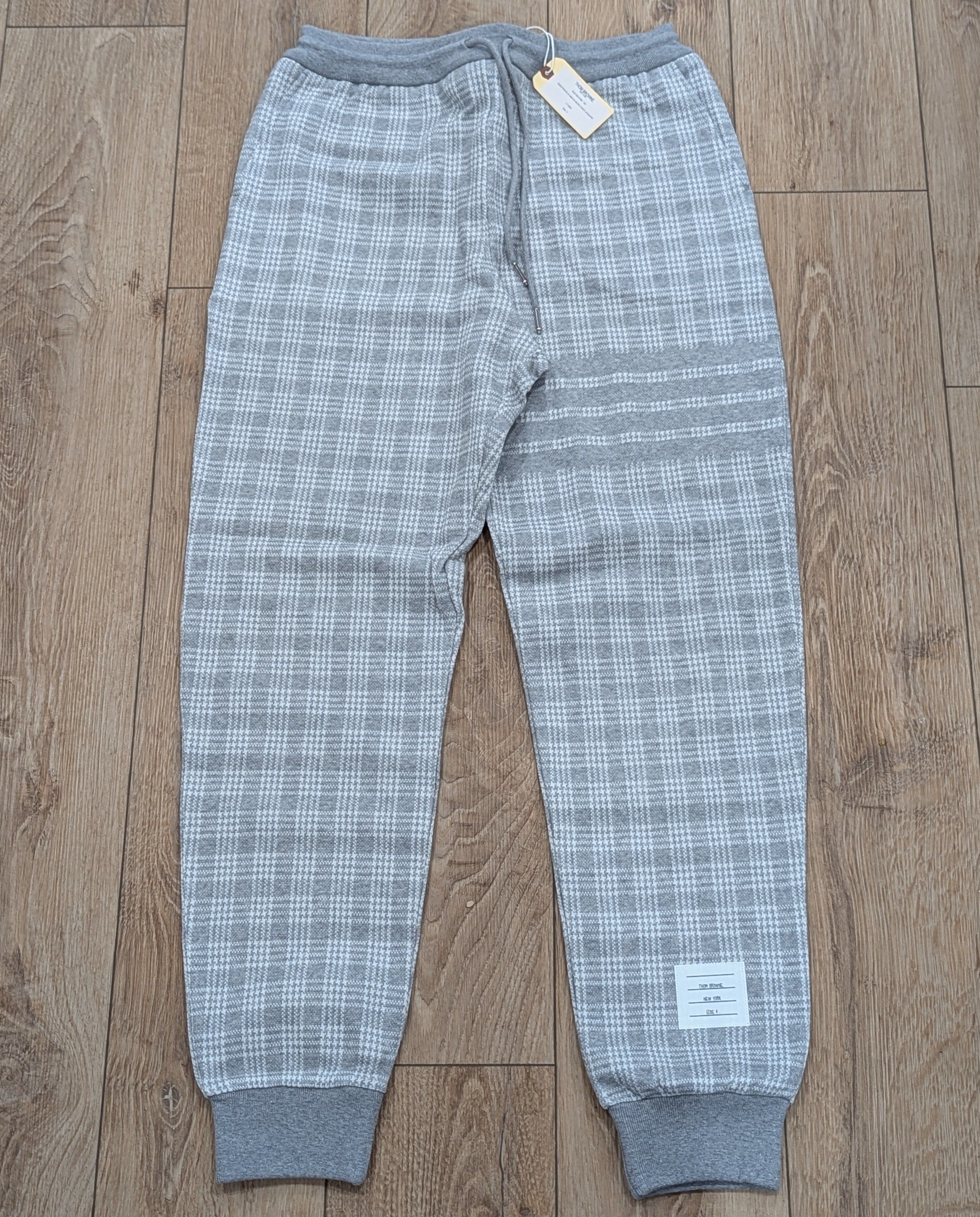 THOM BROWNE Plaid Drawstring Jogger Pants Gray 4 - XL