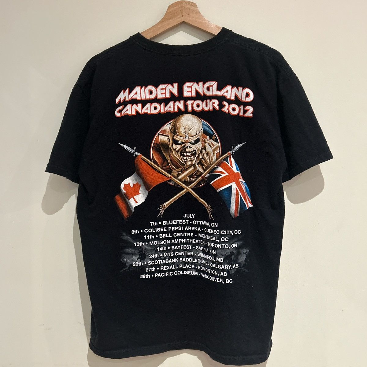 Other Vintage 2012 Iron Maiden England Canadian Tour Tee Size US L / EU 52-54 / 3 - 2 Thumbnail