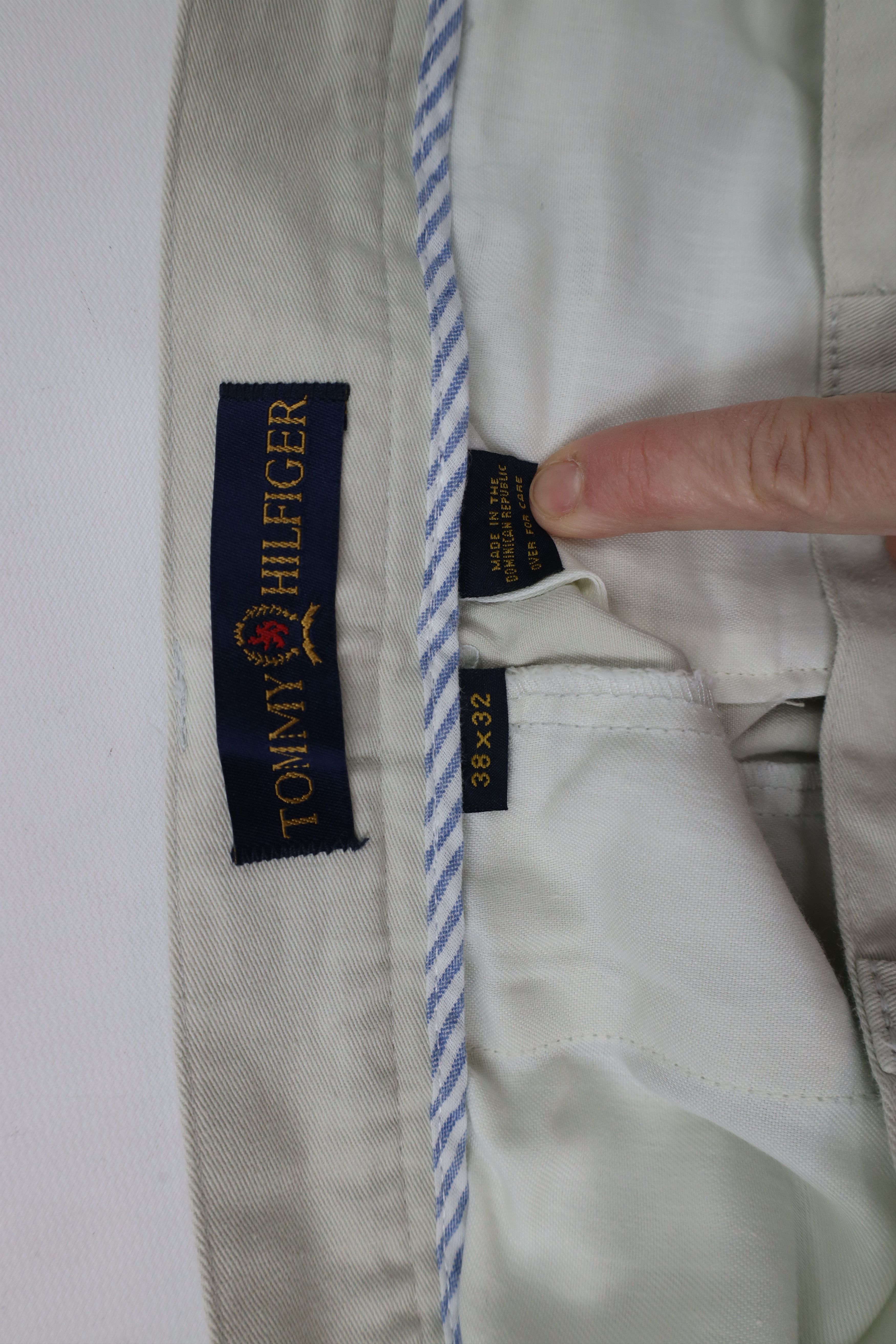 Tommy Hilfiger × Vintage Vintage 90s Tommy Hilfiger Wide Leg Chino Pants Stone Beige Size US 38 / EU 54 - 7 Thumbnail