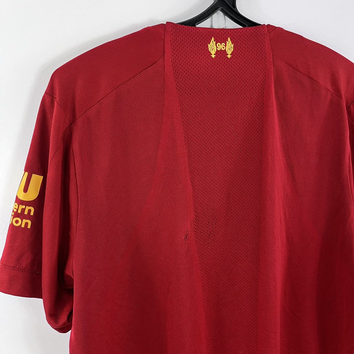 New Balance New Balance Liverpool 2019/2020 Home Jersey T-Shirt Size L Size US L / EU 52-54 / 3 - 7 Thumbnail