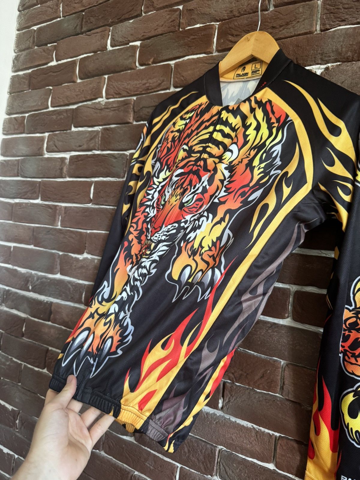 Other ONE OF A KIND Flaming Tiger Vintage Bike Jersey Hype Street Size US L / EU 52-54 / 3 - 6 Thumbnail