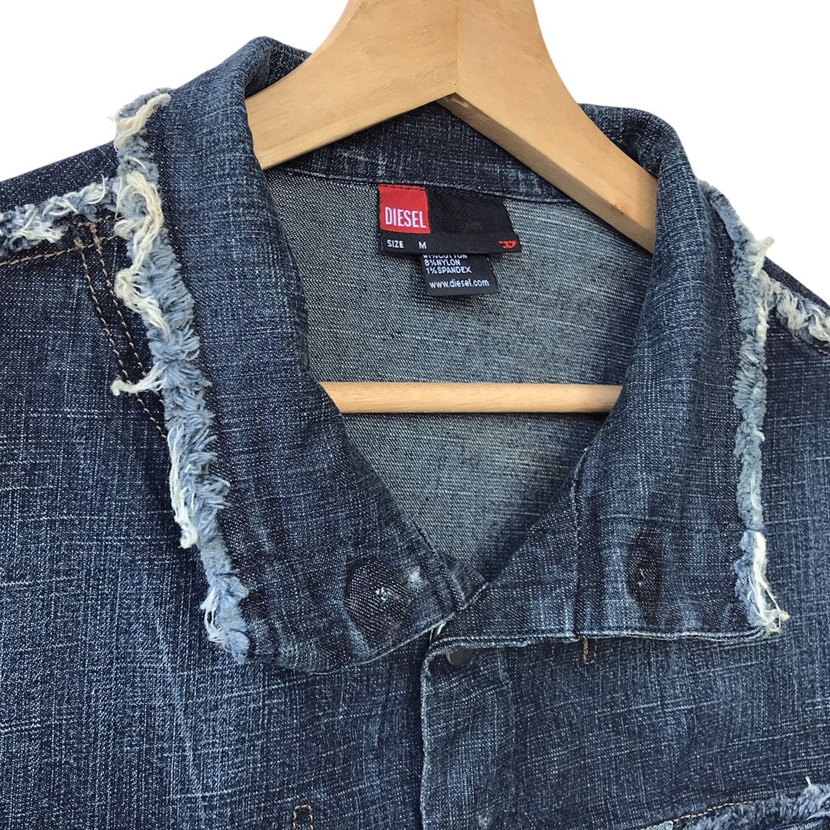 Diesel × Vintage Diesel Y2K Distressed Processed Stretchable Denim Jacket Size US M / EU 48-50 / 2 - 5 Thumbnail
