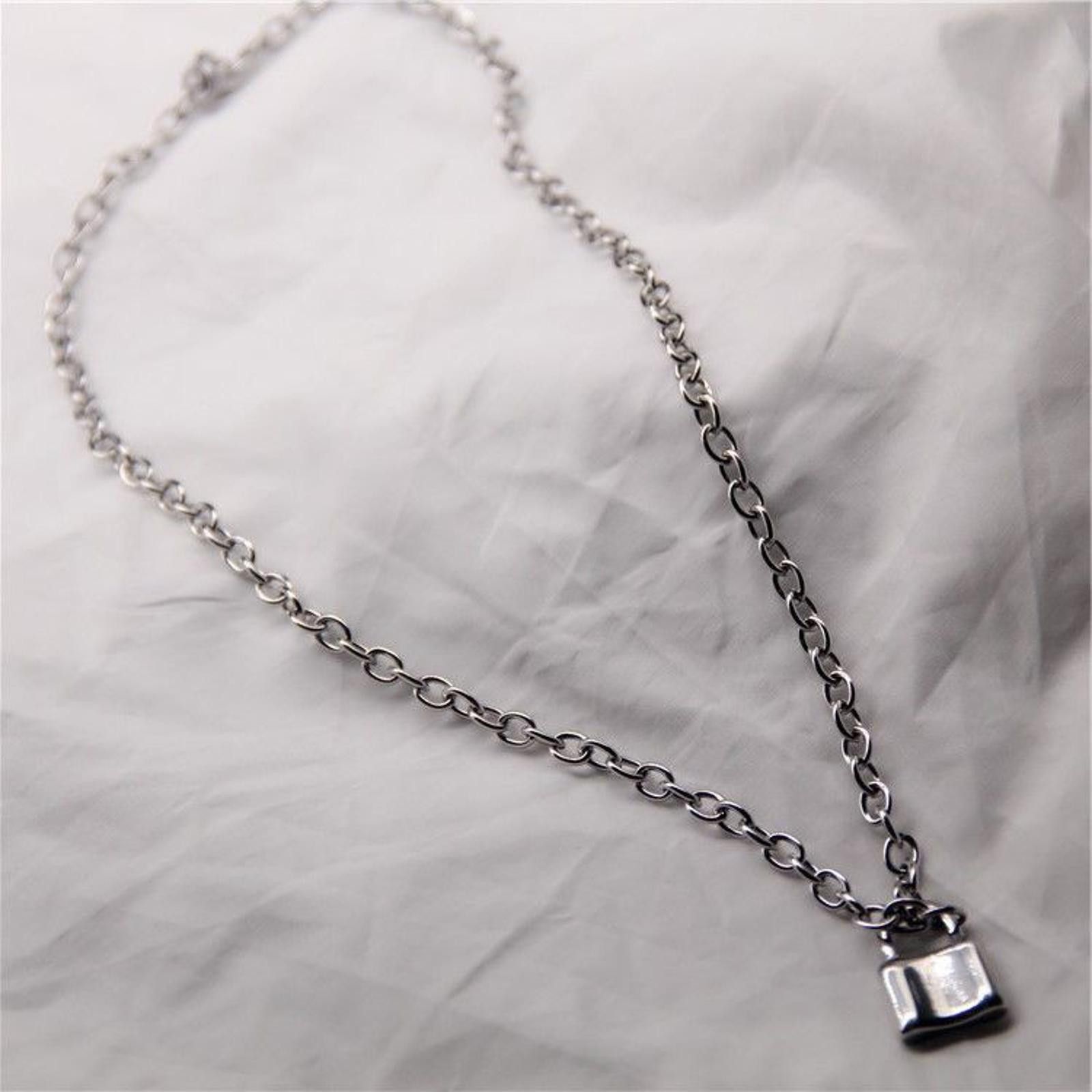 Jewelry Lock Pendant Necklace Size ONE SIZE - 5 Thumbnail