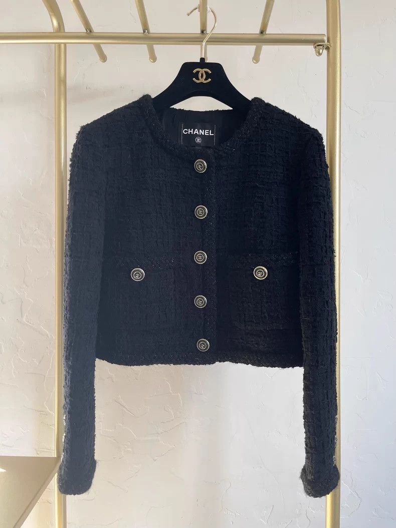 Chanel Chanel 20b classic little black jacket Size XS / US 0-2 / IT 36-38 - 2 Thumbnail