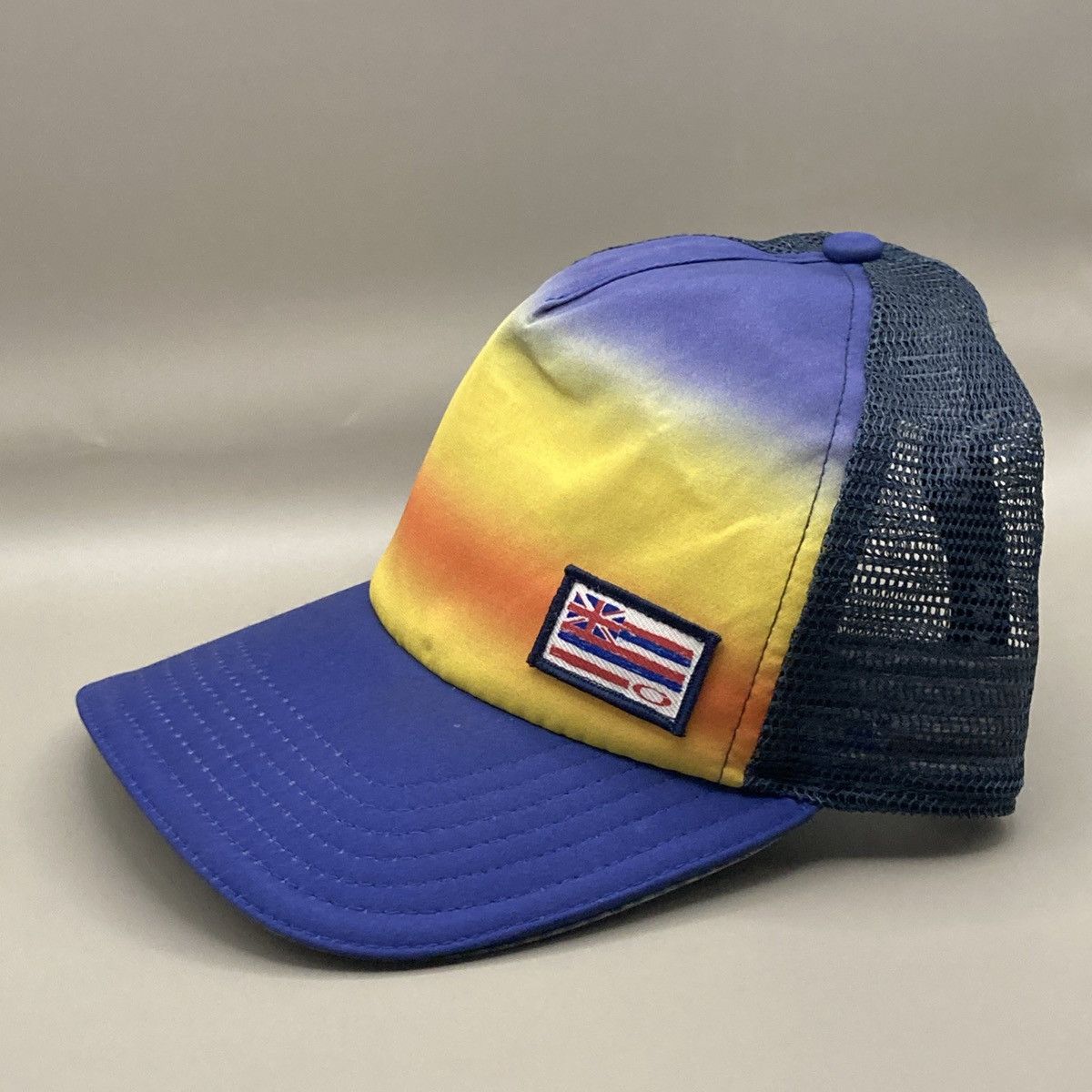 Oakley Rare OAKLEY TINCAN FLAG HAWAII Blue MEN'S HAT CAP Trucker Size ONE SIZE - 2 Thumbnail