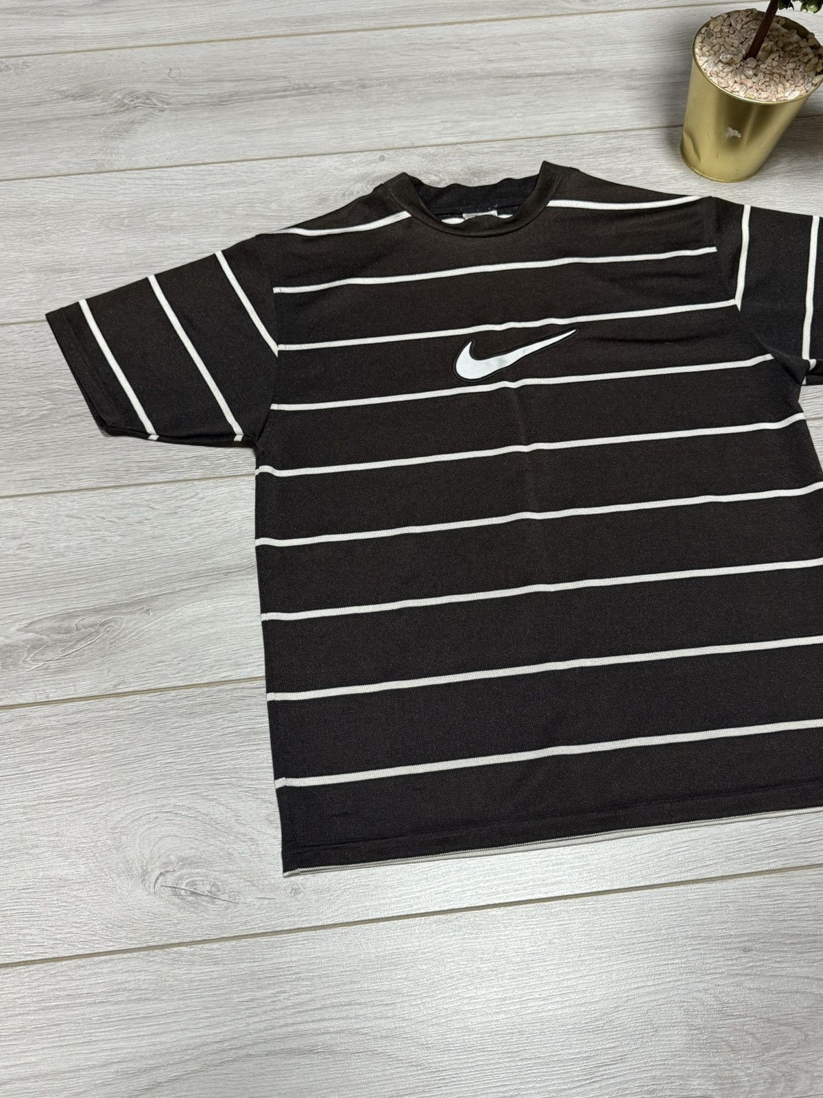 Nike Nike vintage striped 90s vintage big swoosh tee shirt Size US S / EU 44-46 / 1 - 5 Thumbnail