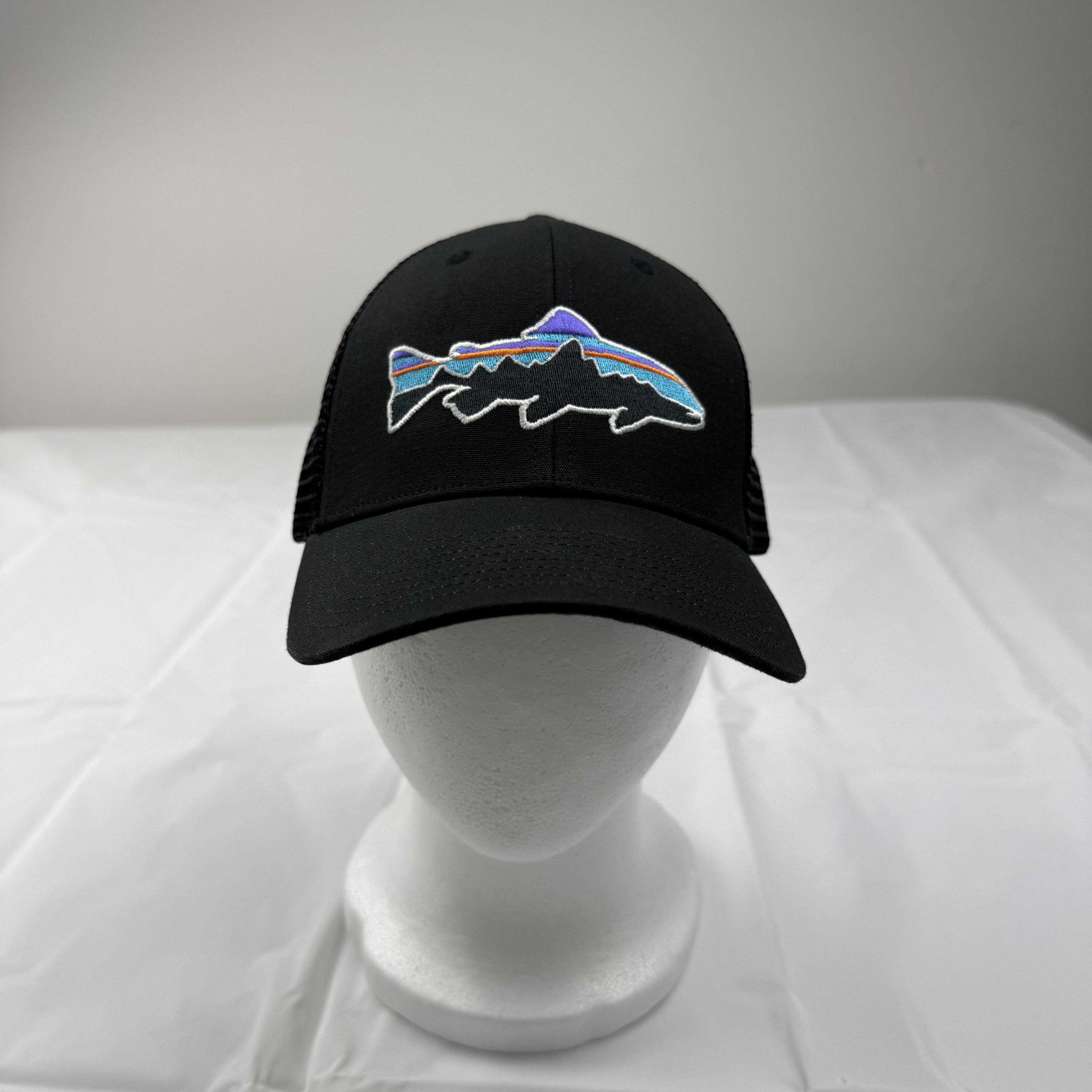 Patagonia Patagonia Fitz Roy Trout Trucker Hat Black Mesh Snapback Cap Size ONE SIZE - 1 Thumbnail