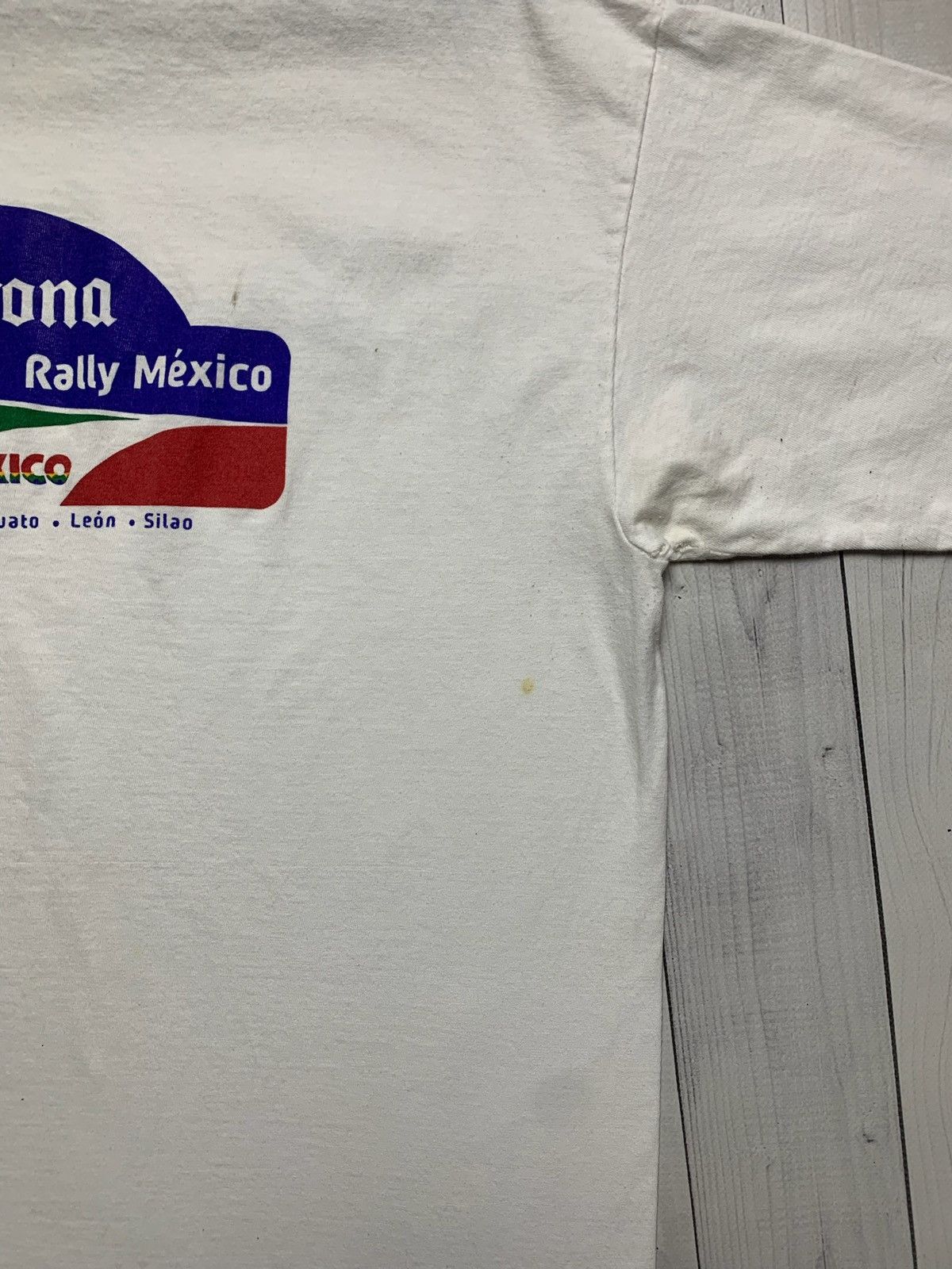 Vintage Vintage corona 2005 Mexico tee logo beer rare Size US L / EU 52-54 / 3 - 4 Thumbnail