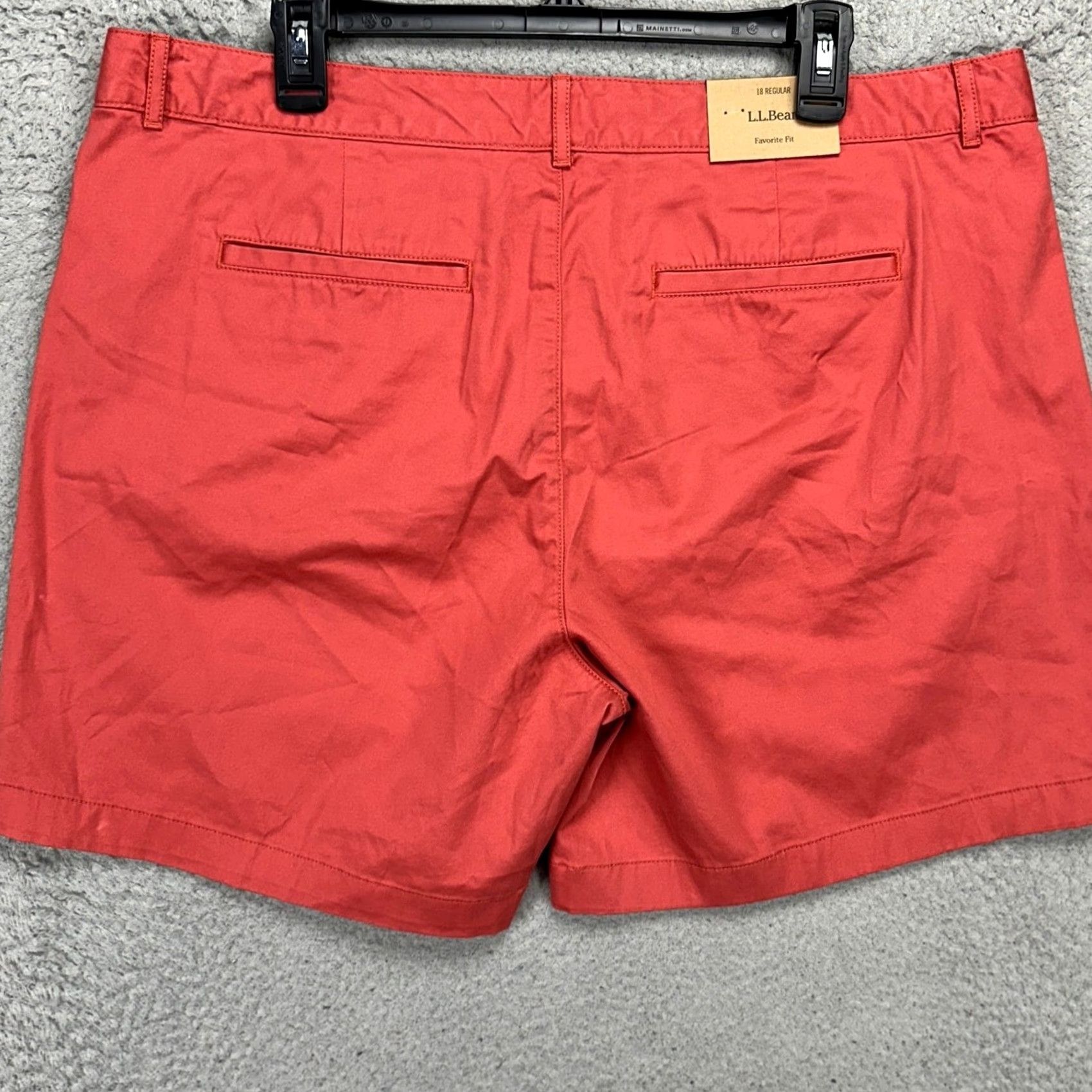 Vintage VINTAGE L.L. Bean Womens Khaki Shorts 18 Rhubarb Washed Chino Favorite Fit Stretch NEW Size 40" / US 18 - 3 Thumbnail