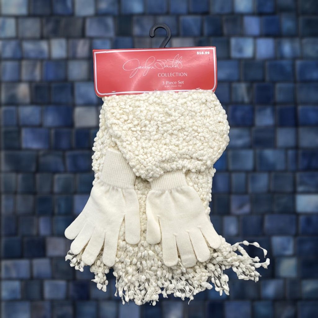 Vintage Jaclyn Smith Women's Hat Scarf Gloves Gift Set 3-Piece Ivory Winter New Size ONE SIZE - 1 Thumbnail