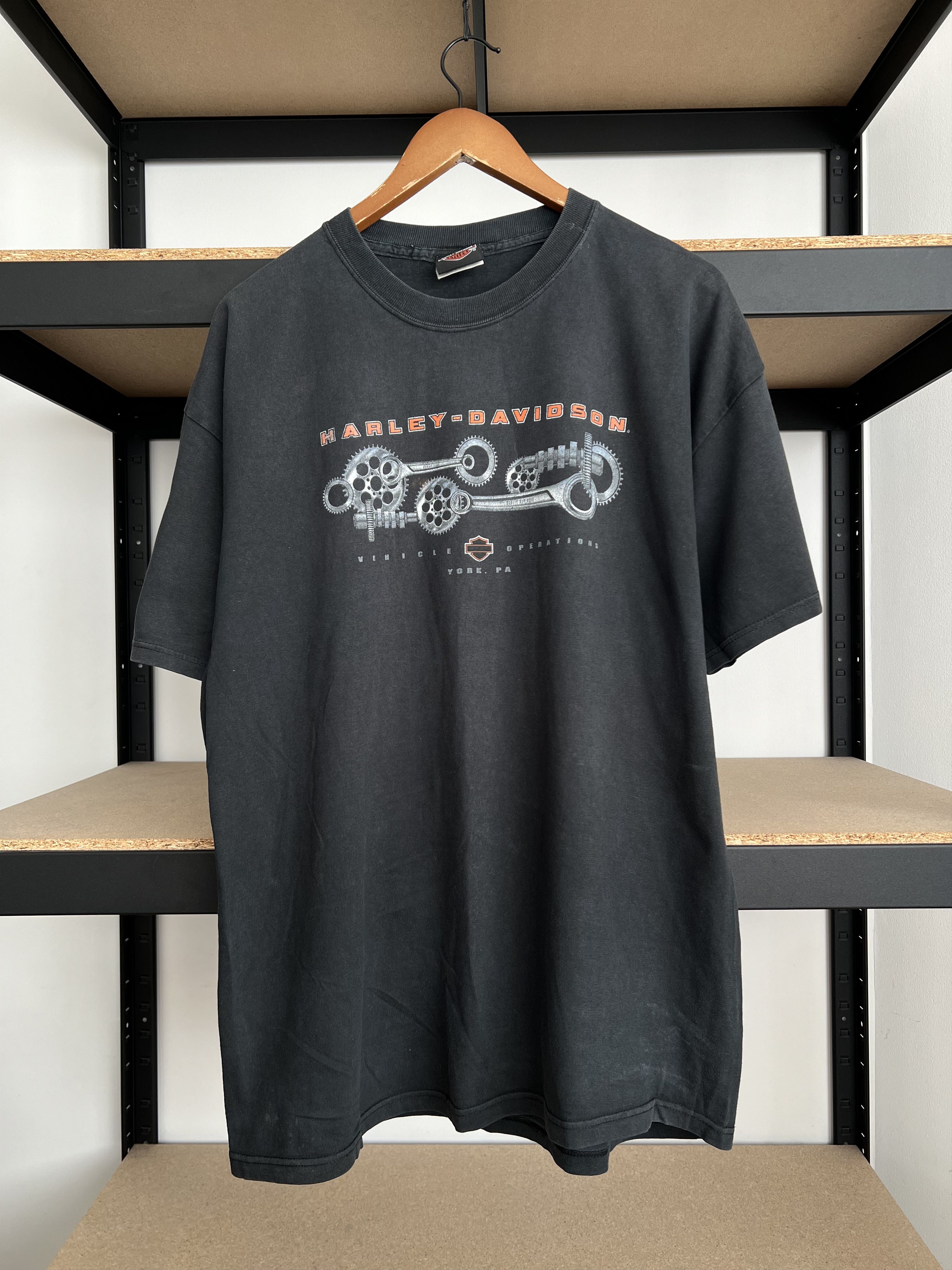 Harley Davidson Vintage 2000s Harley Davidson Vehicle Operations York PA Tee Size US XL / EU 56 / 4 - 1 Thumbnail