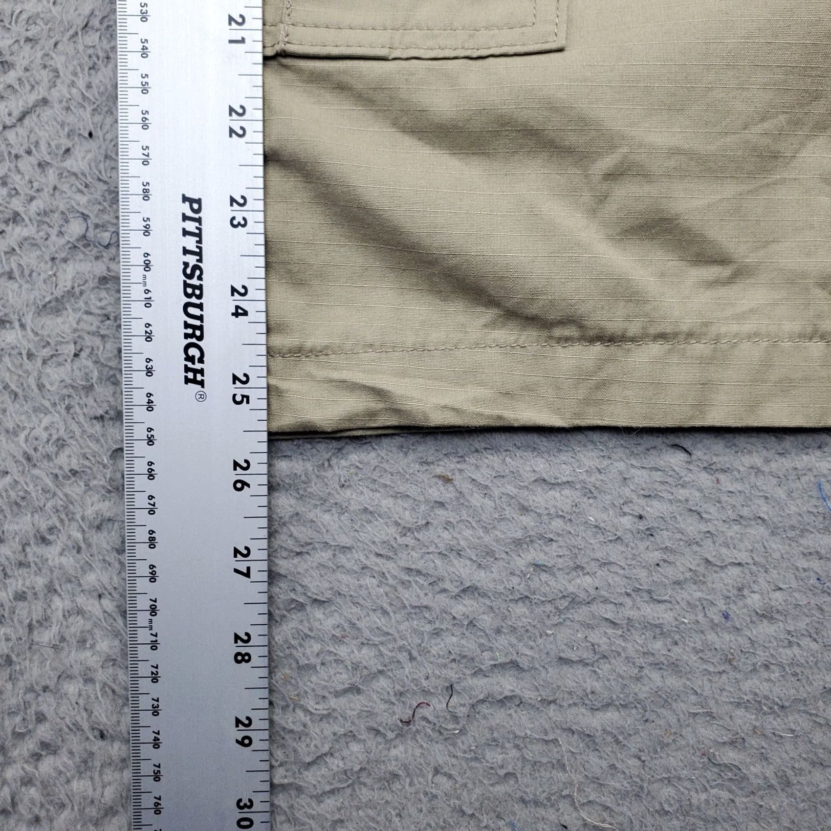Levi's Levi's Carrier Cargo Shorts Men 54 Brown Water Less Utility Pocket Comfort Waist Cargo Pocket Outdoor Mens Size US 38 / EU 54 - 4 Thumbnail