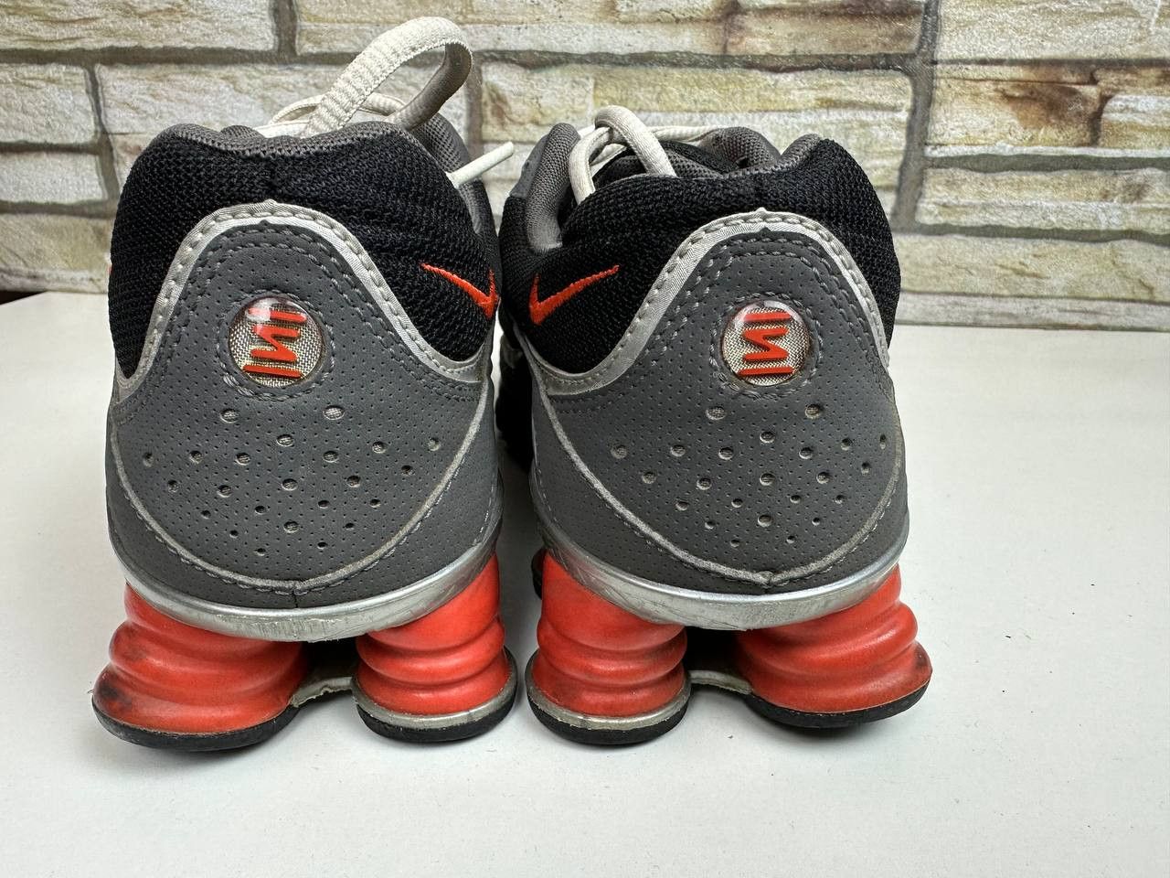 Nike Nike Shox R4 Mens Vintage Rare Y2K Size US 8 / EU 41 - 3 Thumbnail