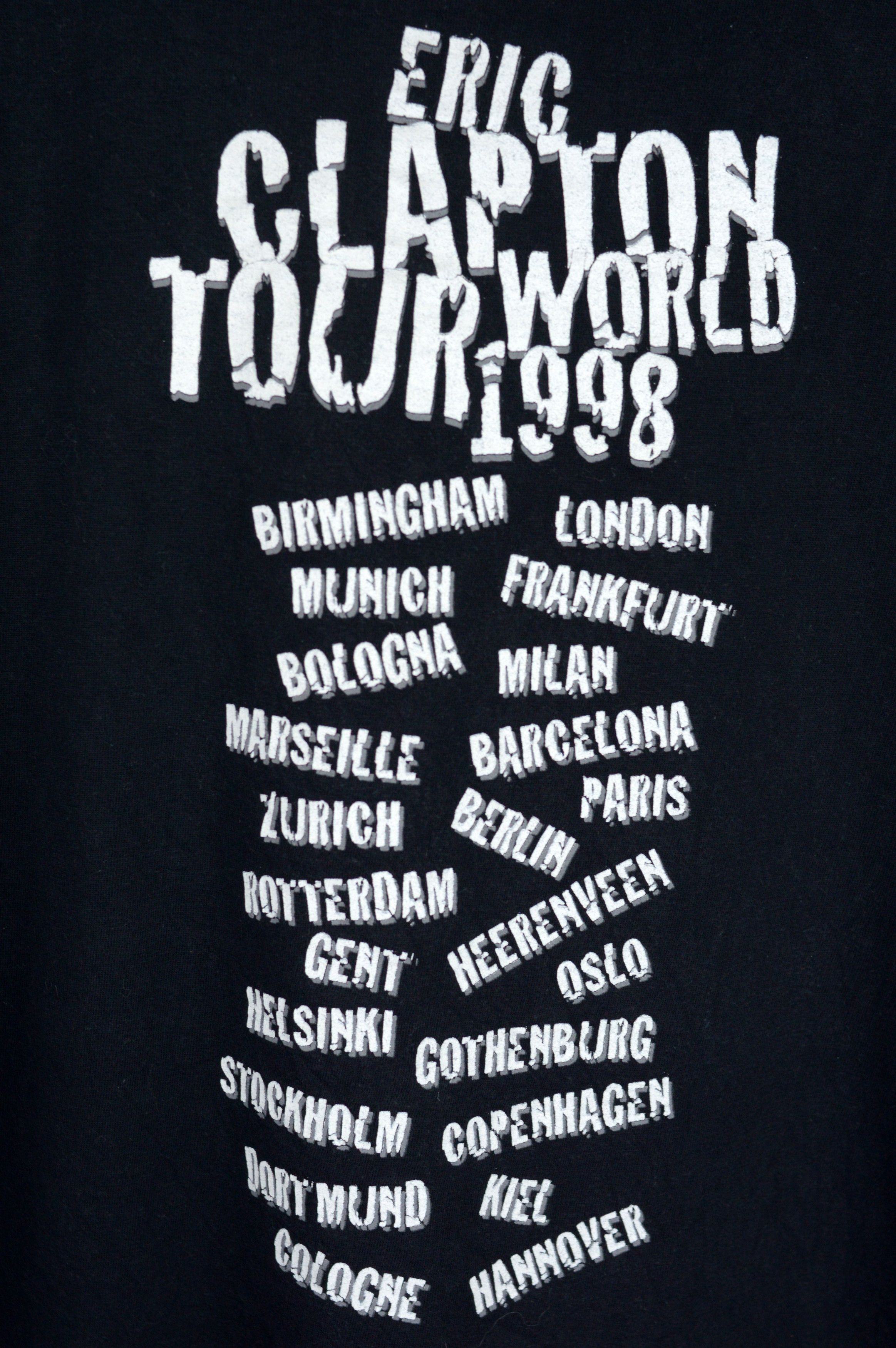 Vintage Vintage Eric Clapton 1998 World Tour t shirt Size US XL / EU 56 / 4 - 5 Thumbnail