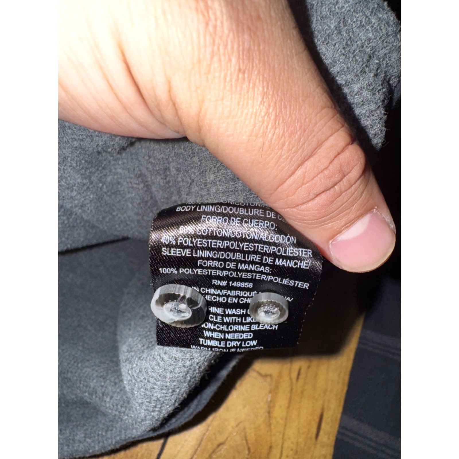 Vintage Vikt Voyager Thermal Lined Flannel Shirt Black Gray Plaid Heavyweight USA Made Large Shirt Mens Regular Size L Size US L / EU 52-54 / 3 - 7 Thumbnail