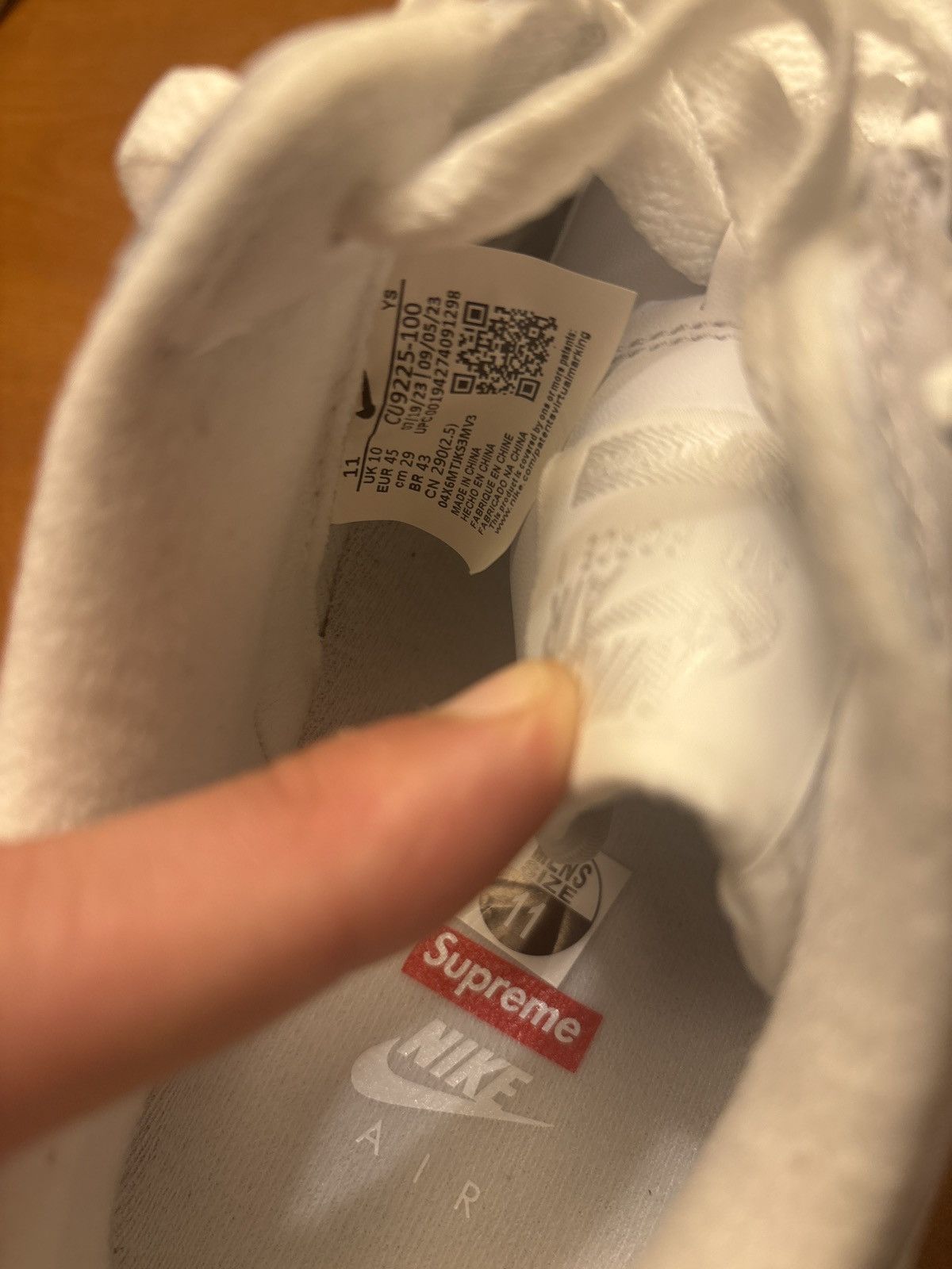 Nike Air Force 1 Supreme White Size US 11 / EU 44 - 6 Thumbnail