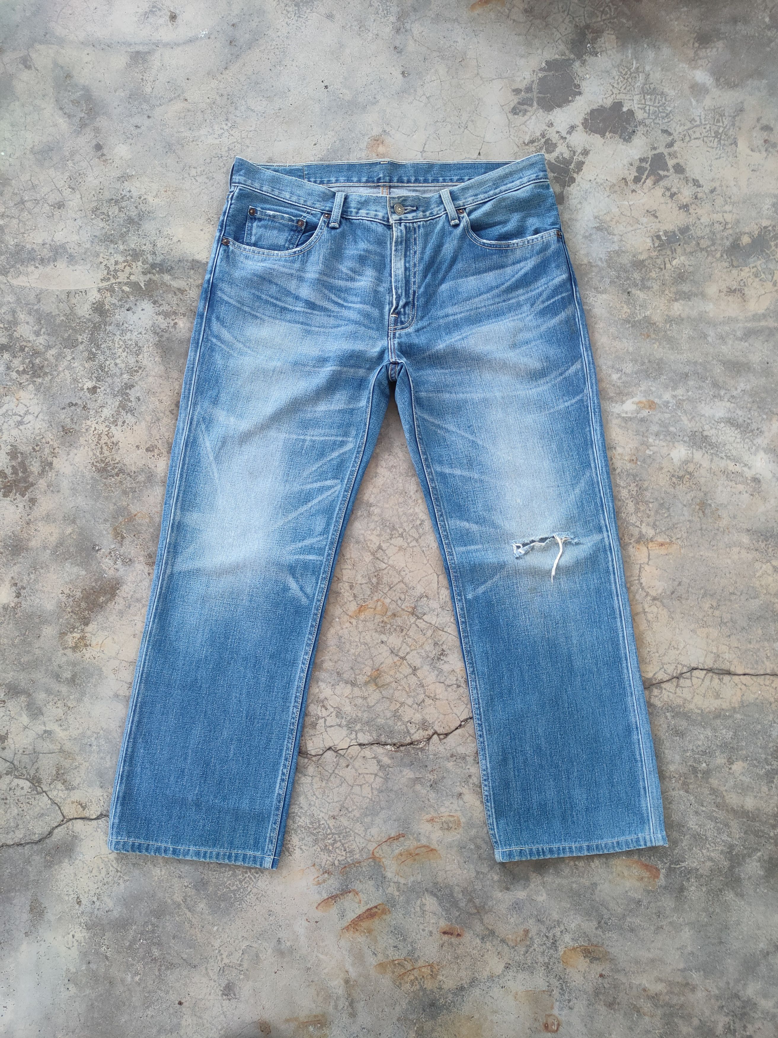Levi's Vintage Clothing VINTAGE LEVI'S 502 FADED DISTRESSED JEANS DENIM PANTS Size US 38 / EU 54 - 1 Thumbnail