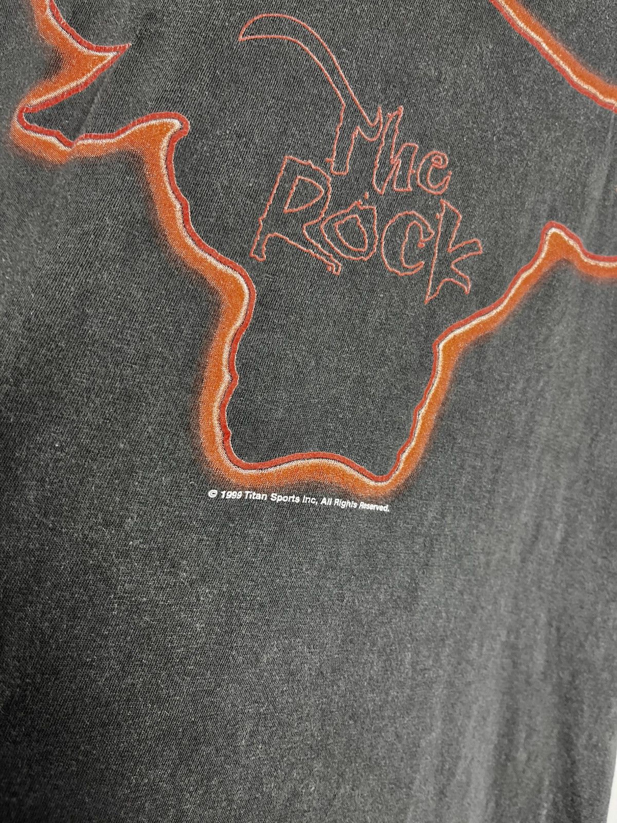 WWE WWF THE ROCK 99 XL T-SHIRT VINTAGE DWAYNE JOHNSON Size US XL / EU 56 / 4 - 2 Thumbnail