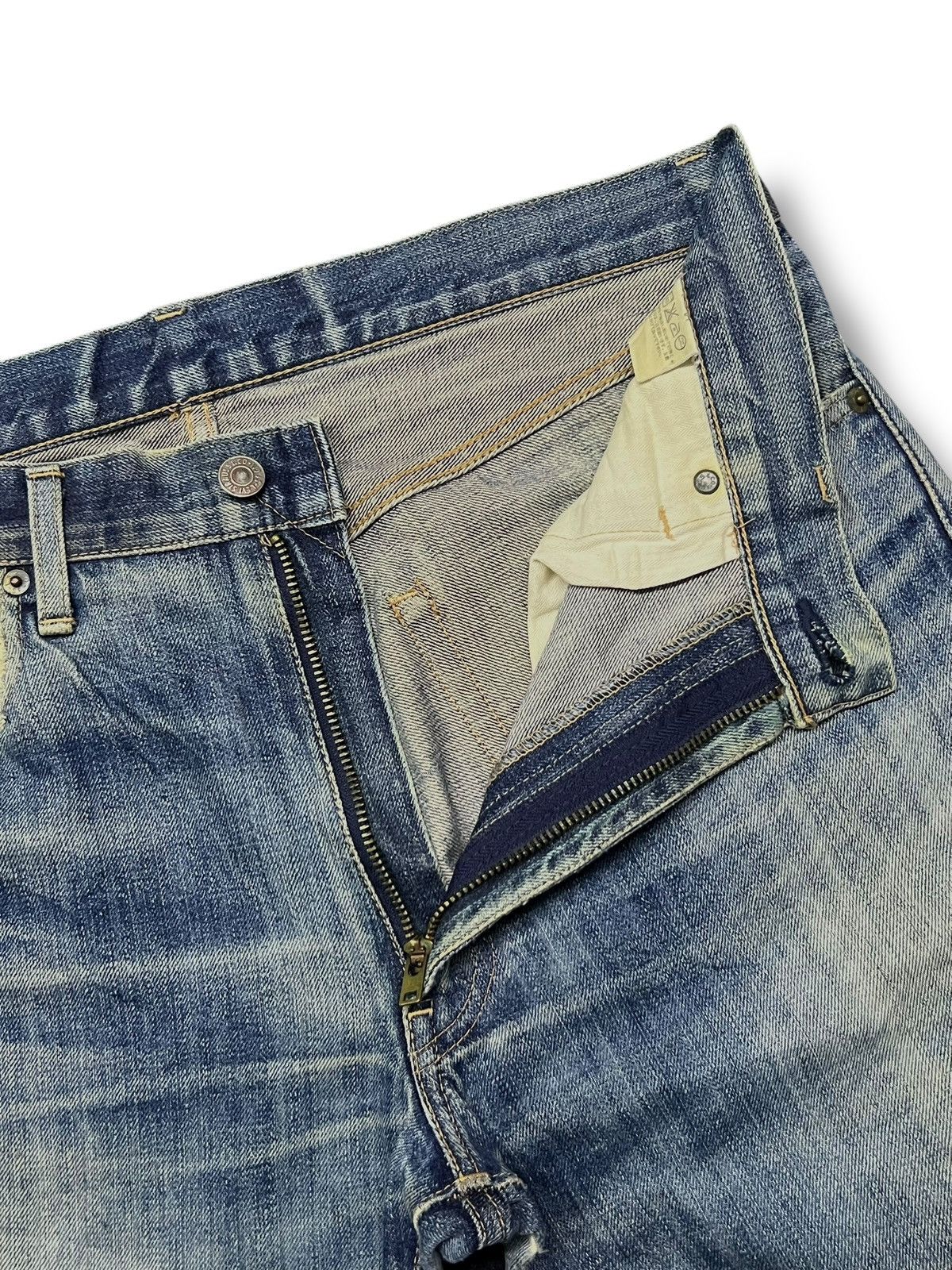 Levi's Vintage 02 Levi’s 505 Japan - Faded Wash, Distressed Denim Size US 34 / EU 50 - 10 Thumbnail