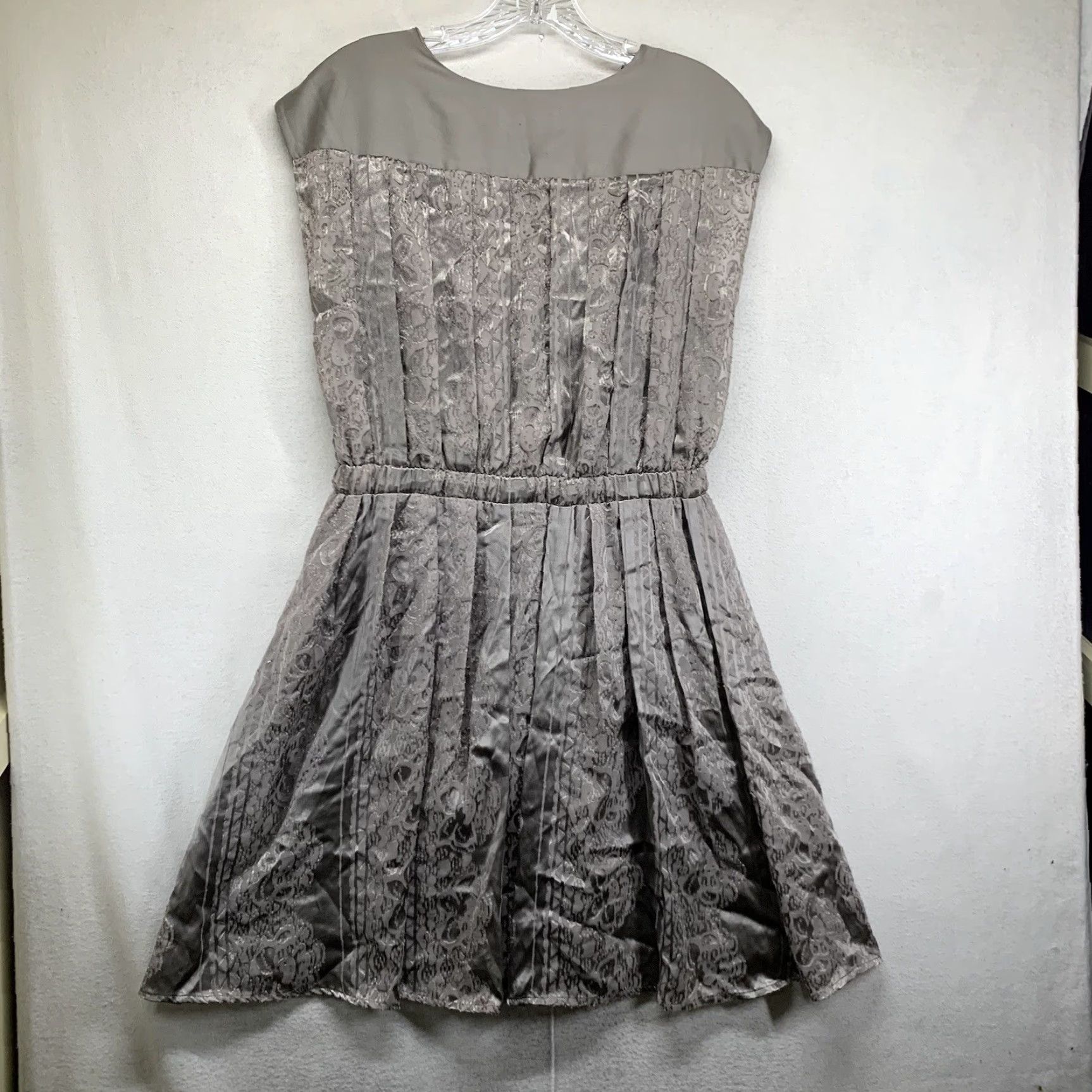 Jessica Simpson Jessica Simpson Dress Velvet Dark Silver Gray Pleats Sheer Size Medium Stretch Size M / US 6-8 / IT 42-44 - 2 Thumbnail
