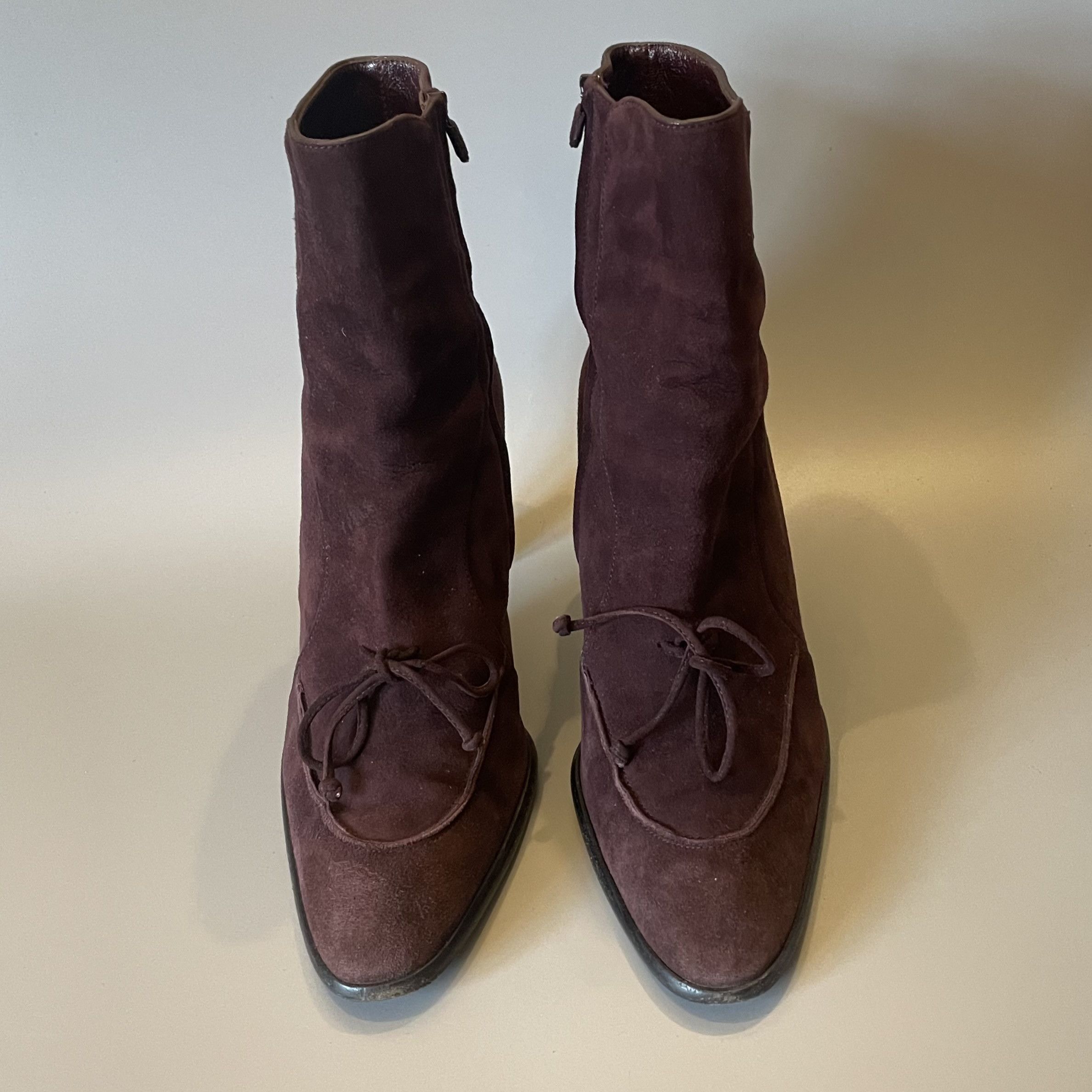 Tod's TODS burgundy-brown suede 3.5" tall ankle boots Size US 7.5 / IT 37.5 - 11 Thumbnail