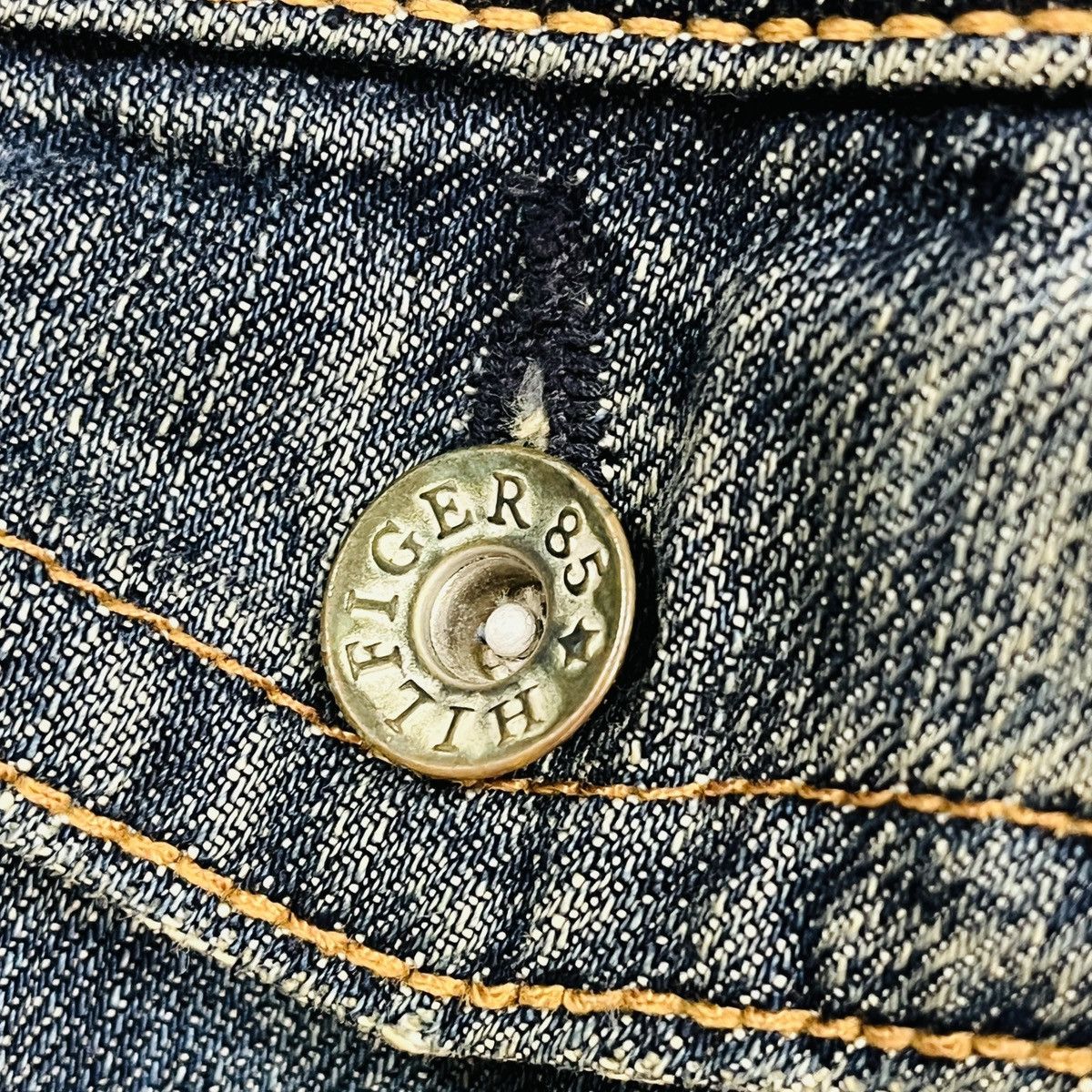 Tommy Hilfiger × Vintage Vintage Tommy Hilfiger Cambridge Regular Fit Jeans Size US 33 - 14 Thumbnail