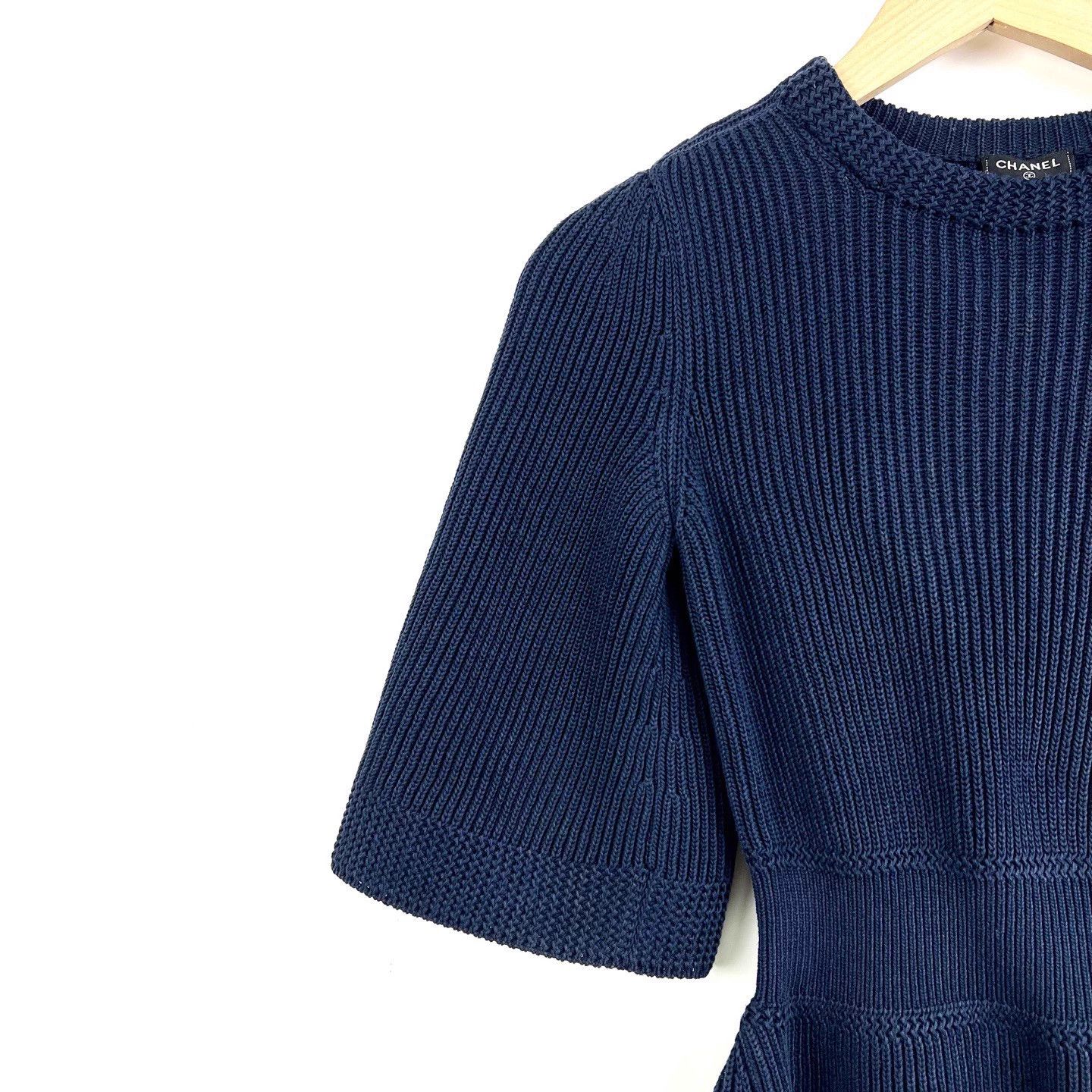 Chanel CHANEL Navy 3/4 Sleeve Knit Sweater 34 99% New Size XXS / US 00 / IT 34 - 5 Thumbnail