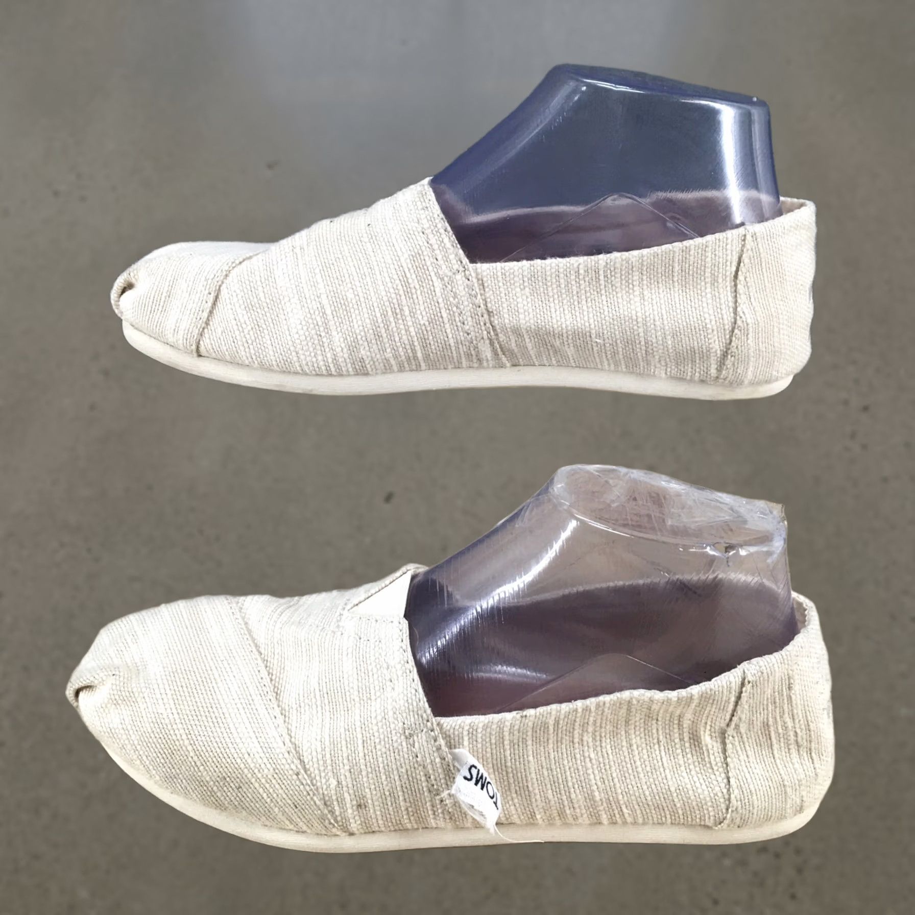 Toms TOMS Shoes Womens Casual Slip-On Flat Comfort Cream Canvas Low Top 7.5 Size UK 5.5 US 7.5 EU 38 Ivory Womens Shoes Slip-On Flat Casual Size M / US 6-8 / IT 42-44 - 1 Thumbnail