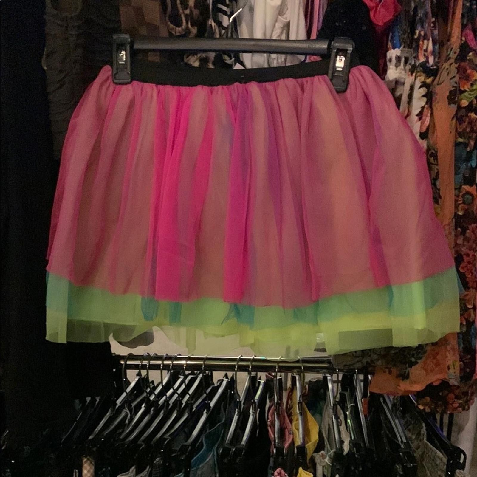 Designer Vibrant Pink and Green Women's Skirt Size 28" / US 6 / IT 42 - 1 Thumbnail
