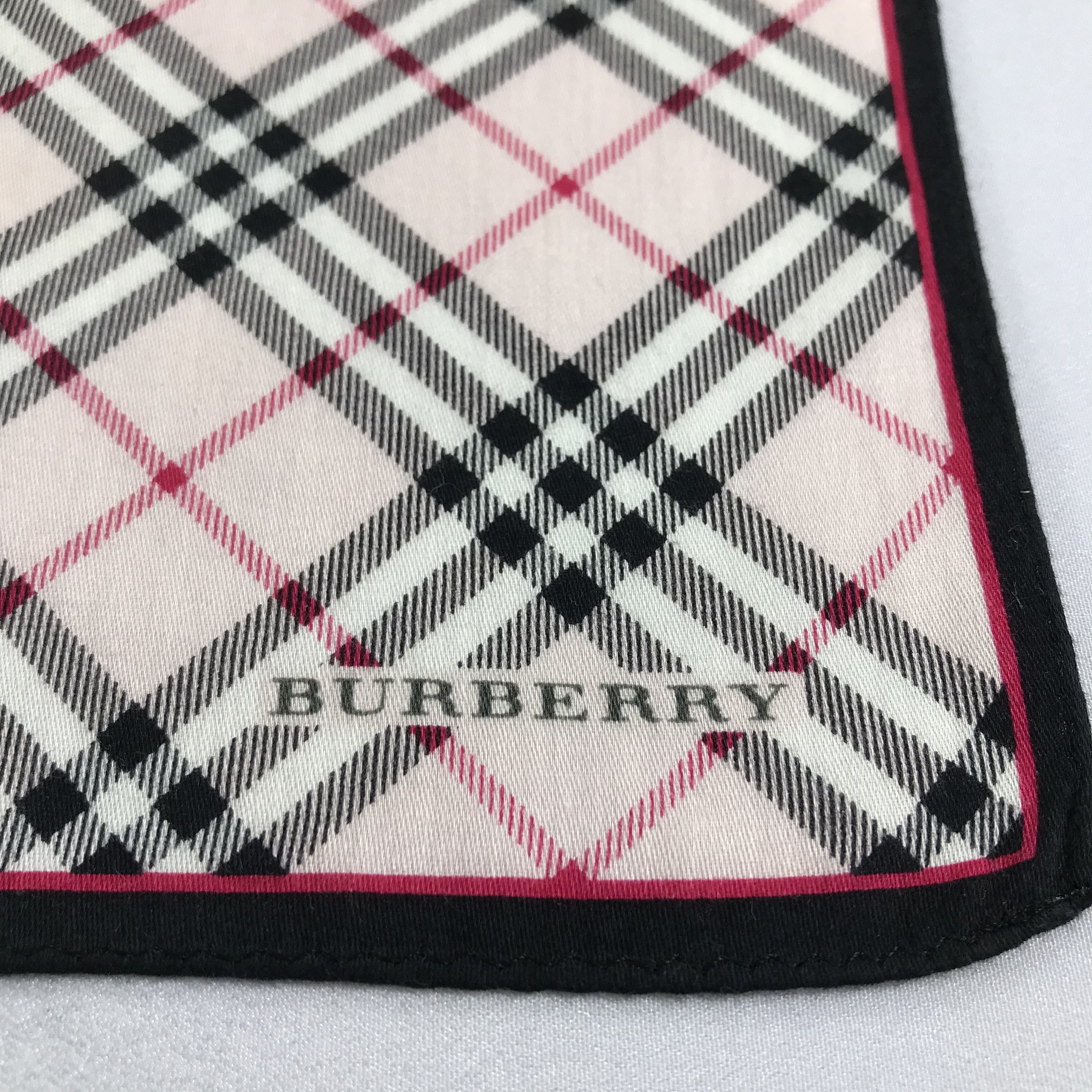 Burberry Burberry Nova Check Handkerchief Neckerchief Bandana H1054 Size ONE SIZE - 3 Thumbnail