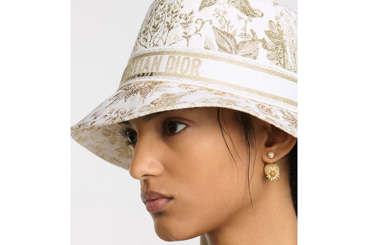 Dior o1bcso1str0226 Size:OS/Brim Bucket Hat in White Size ONE SIZE - 5 Thumbnail