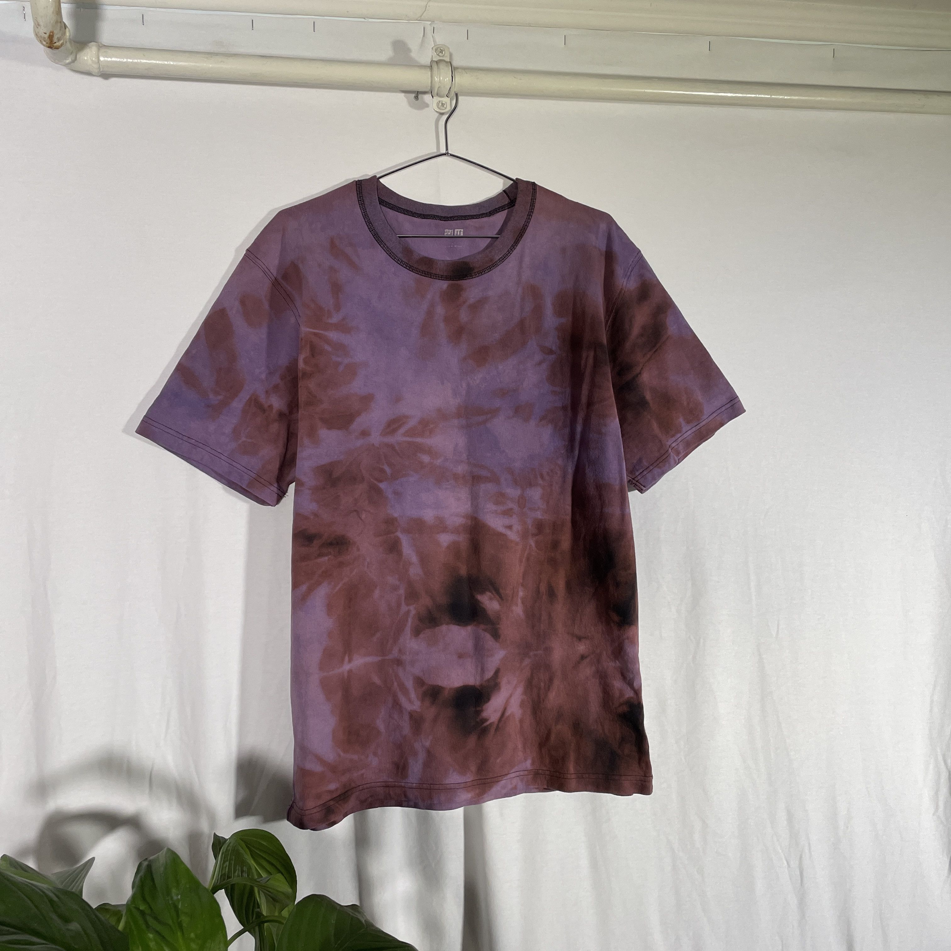 Uniqlo Custom Reworked T-Shirt – Purple Tie-Dye Wash Vintage size L Size US L / EU 52-54 / 3 - 2 Thumbnail