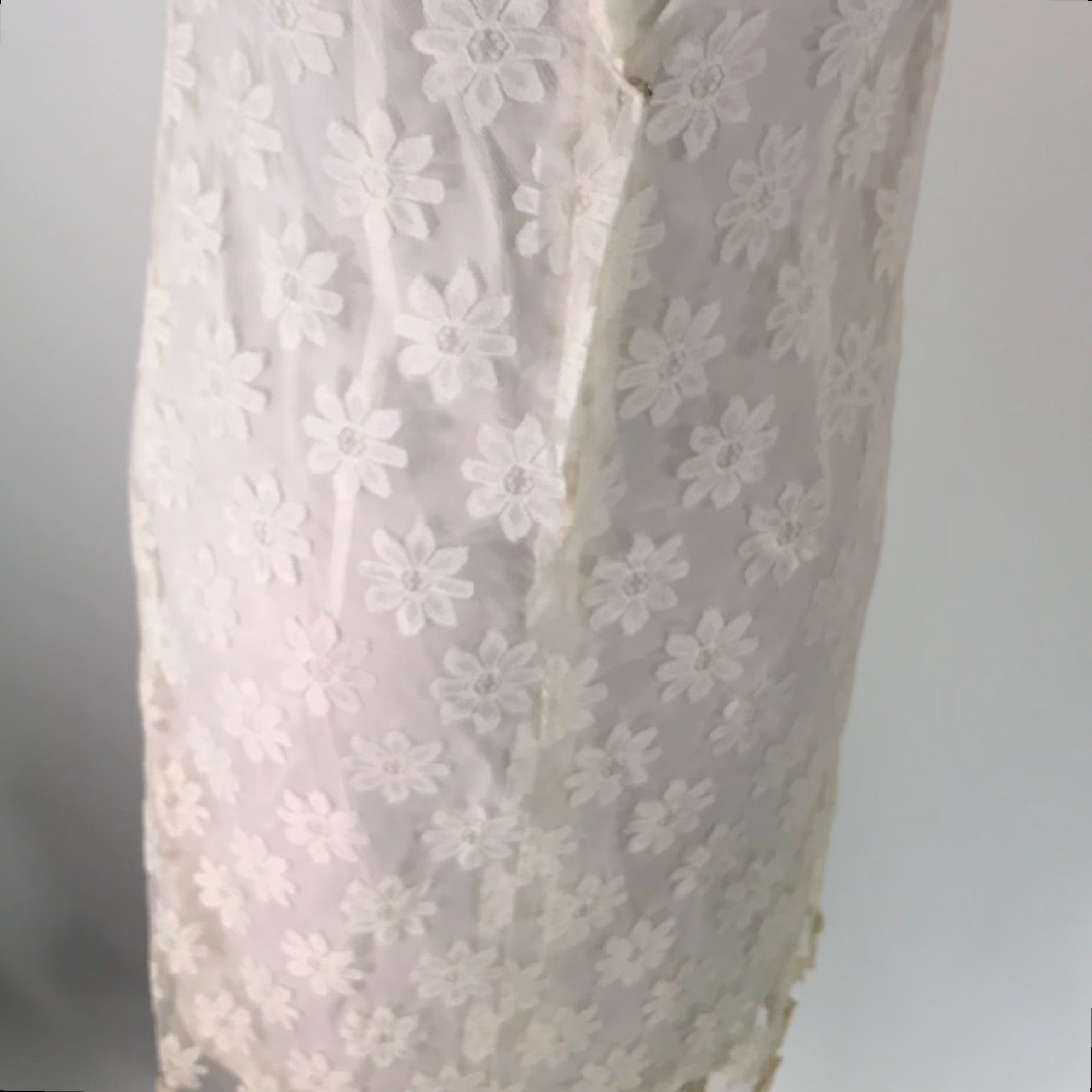 Vintage Vintage Women's Skater Dress - White Floral Lace Knee Length Boat Neck Sleeveless Party/Cocktail Dress Size 46 Size L / US 10 / IT 46 - 6 Thumbnail