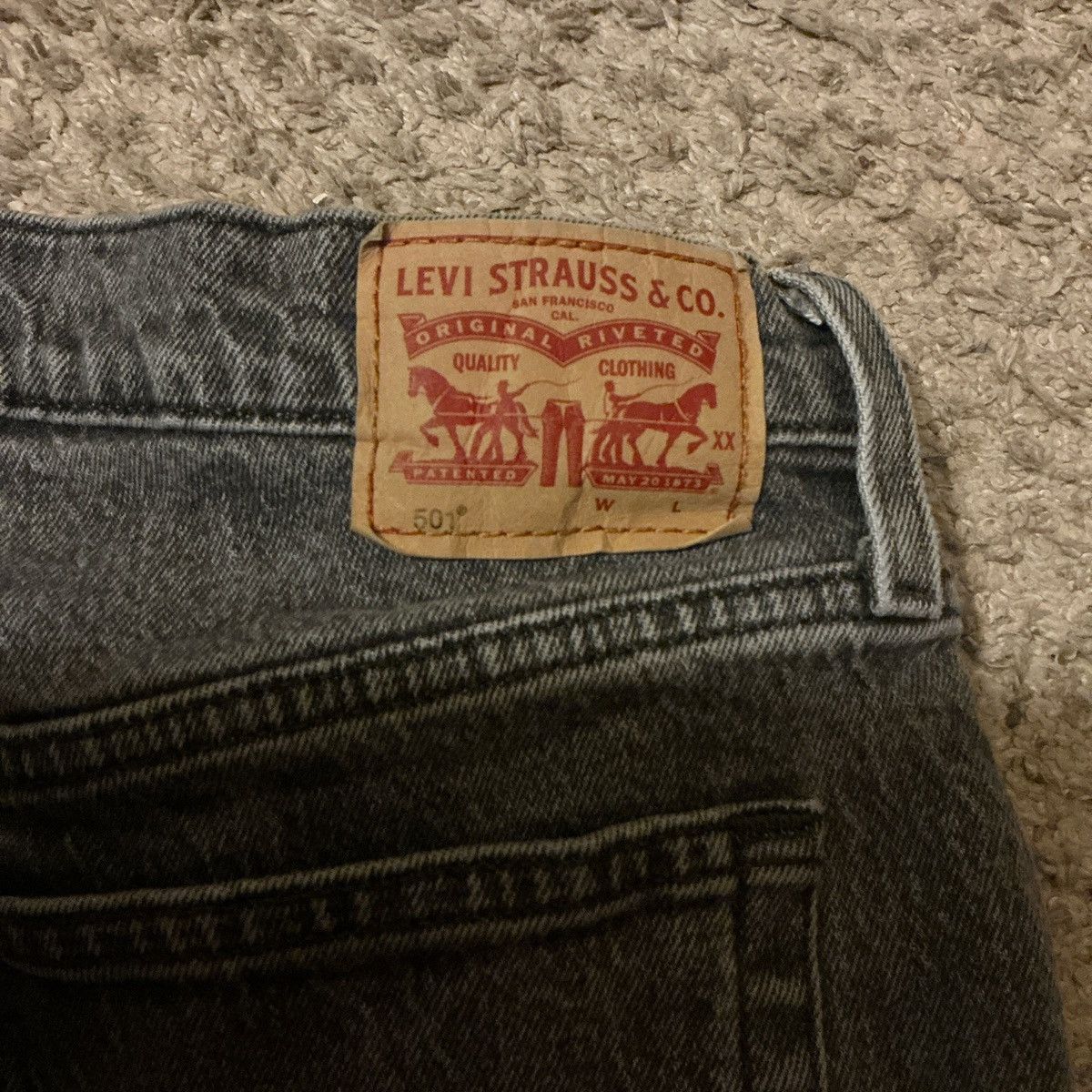 Levi's Levi’s 501 black denim shorts Size 30" / US 8 / IT 44 - 3 Thumbnail