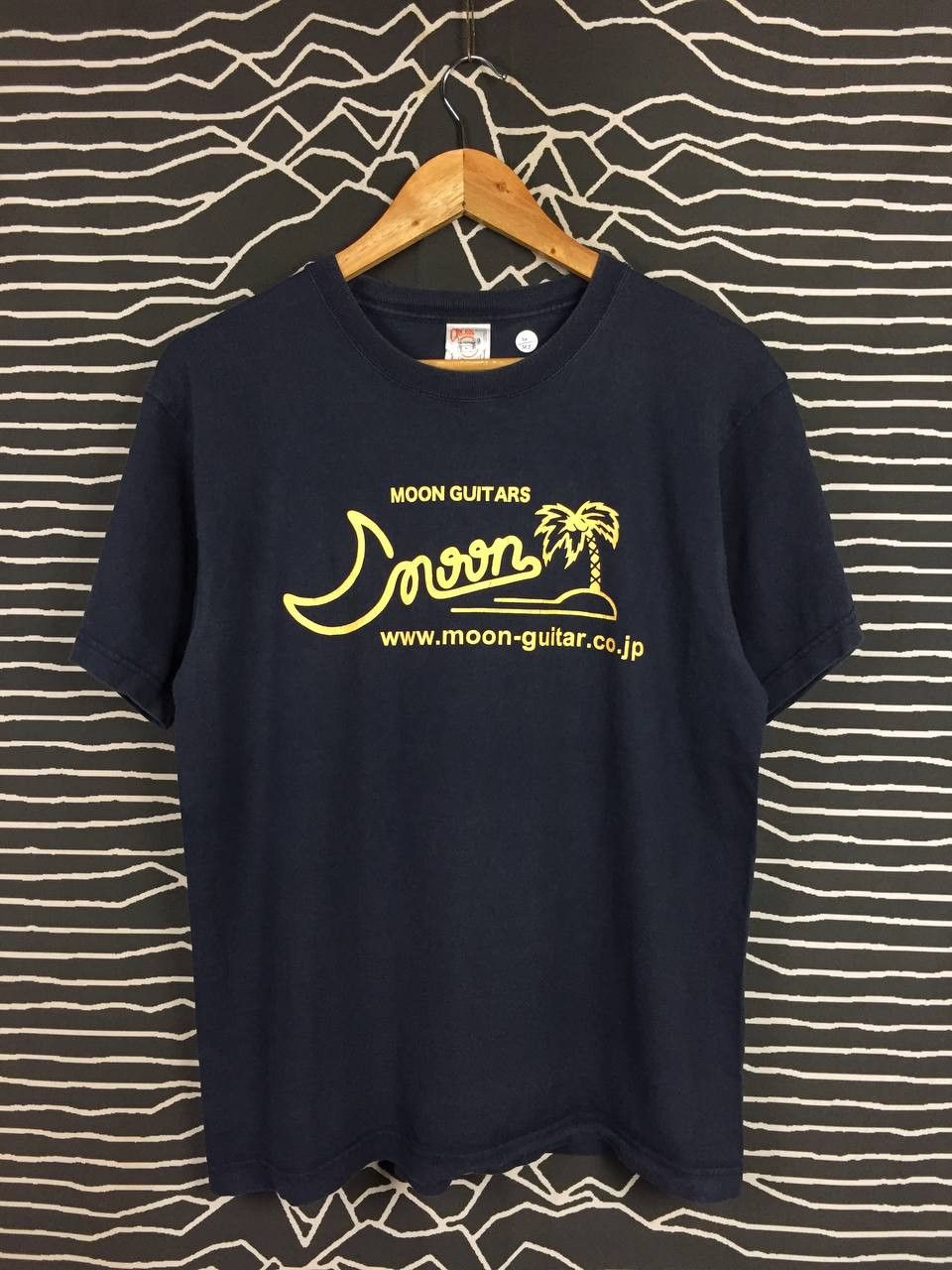 Japanese Brand Moon Guitars Japanese Music Brand Promo Tee Size US M / EU 48-50 / 2 - 1 Thumbnail
