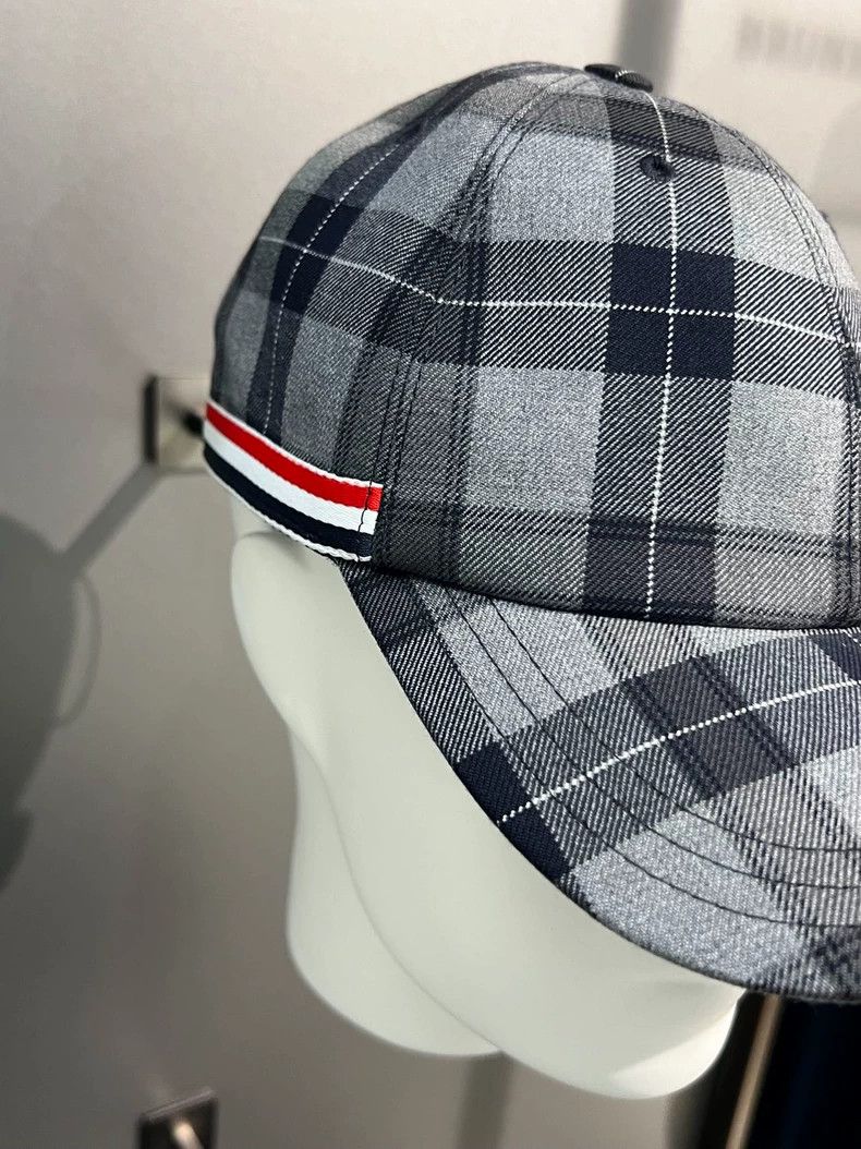 Thom Browne Thom Browne size S Striped hats Size ONE SIZE - 5 Thumbnail