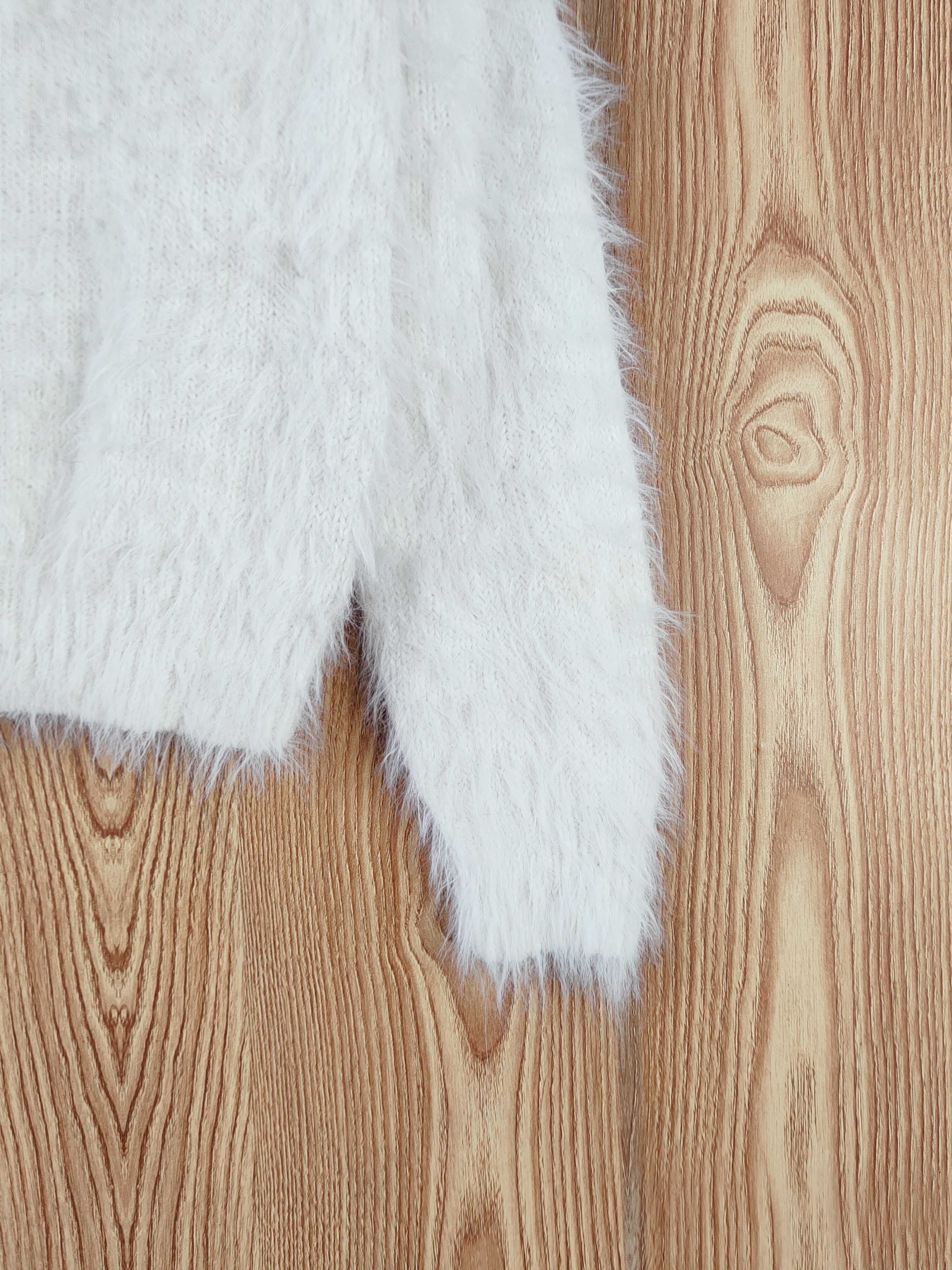 Japanese Brand × LOWRYS FARM × Vintage Vintage Lowrys Farm White Fur Mohair Knitwear Size M / US 6-8 / IT 42-44 - 6 Thumbnail