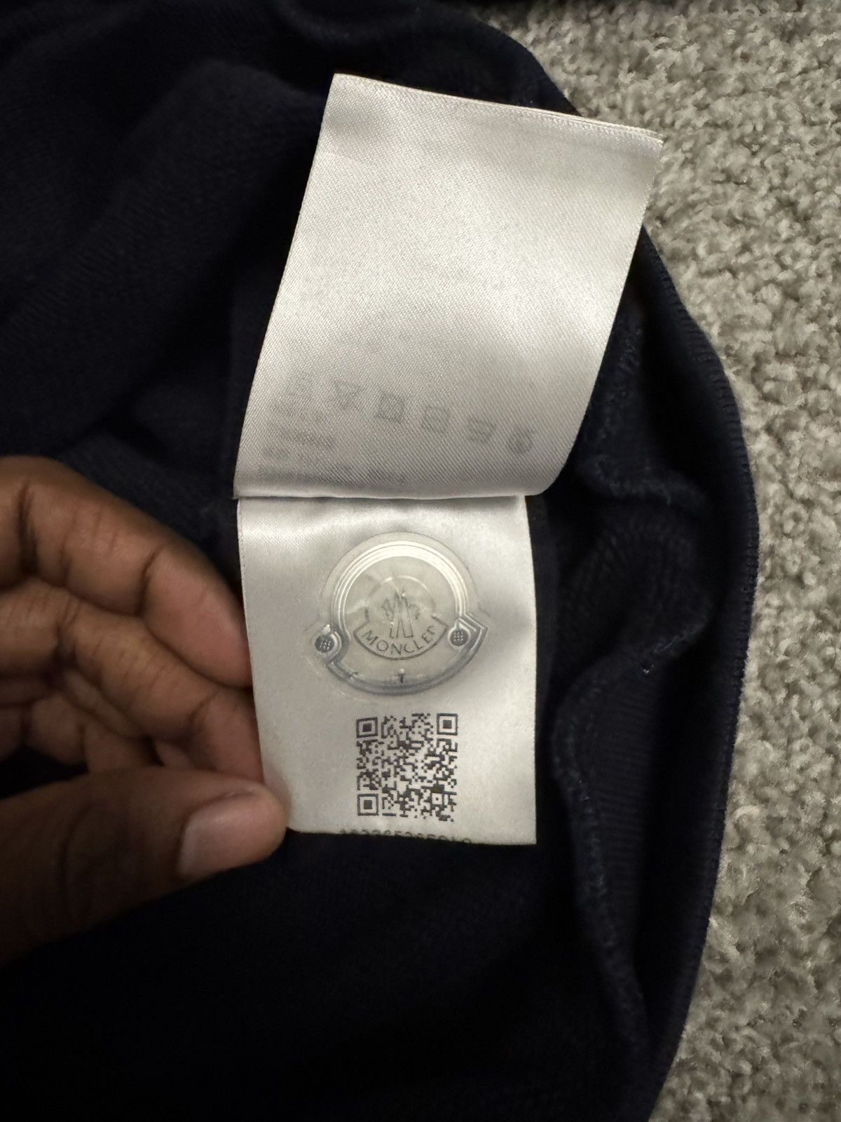 Moncler Moncler Curved Logo Hoodie Size US S / EU 44-46 / 1 - 5 Thumbnail