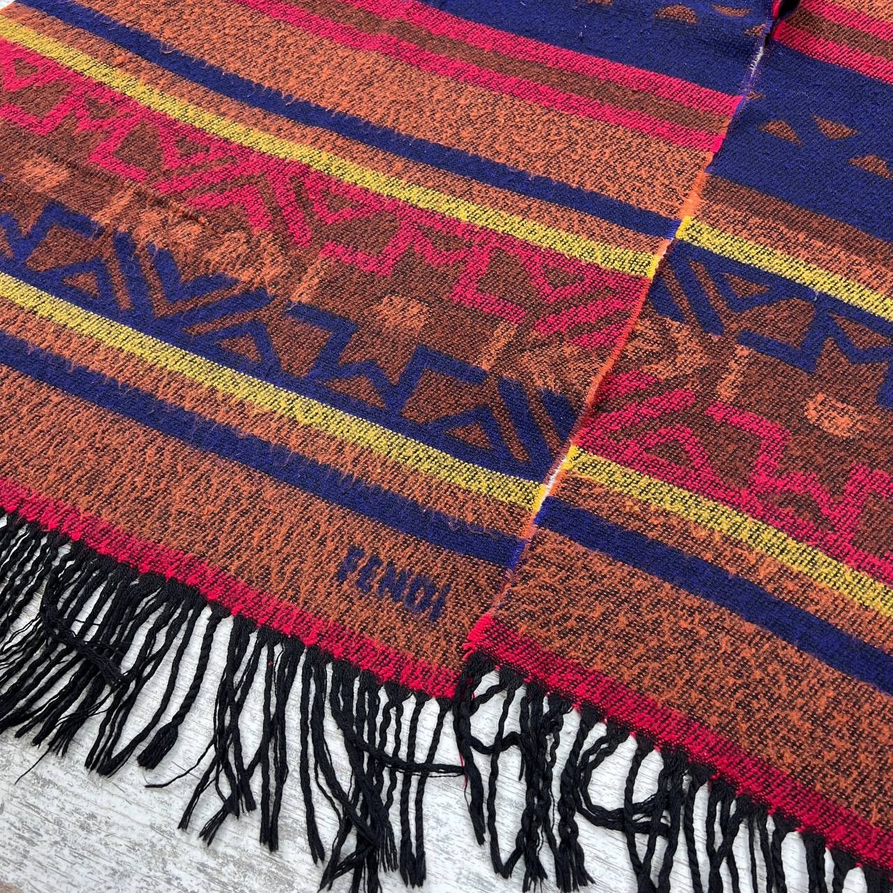 Fendi 2000s Fendi Geometric Multicolor Tribal Print Wool Scarf Size ONE SIZE - 8 Thumbnail