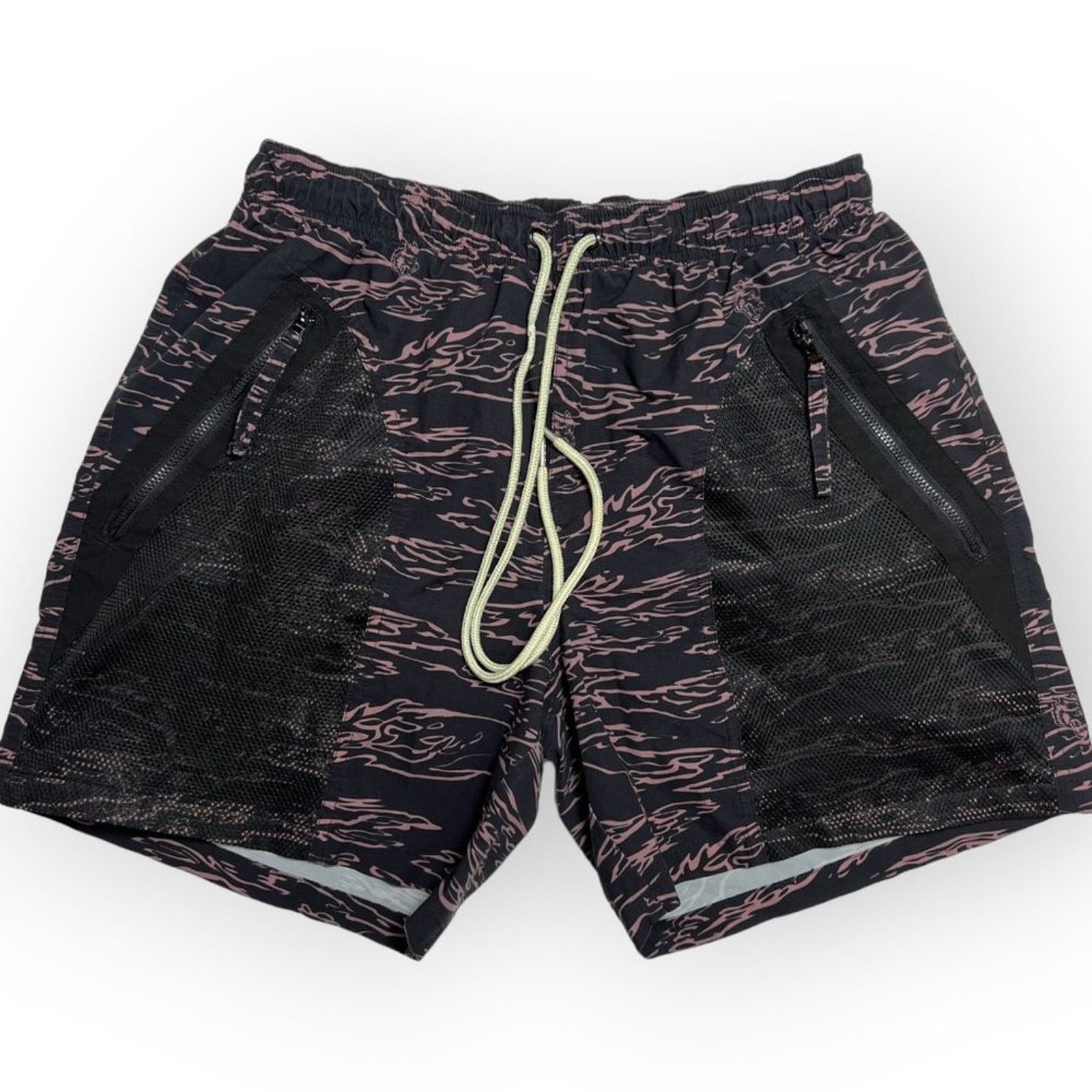 Darc Sport Darc Sport Camo Short Size M Black Wolves Liner Limited 483 Size US 32 / EU 48 - 1 Thumbnail
