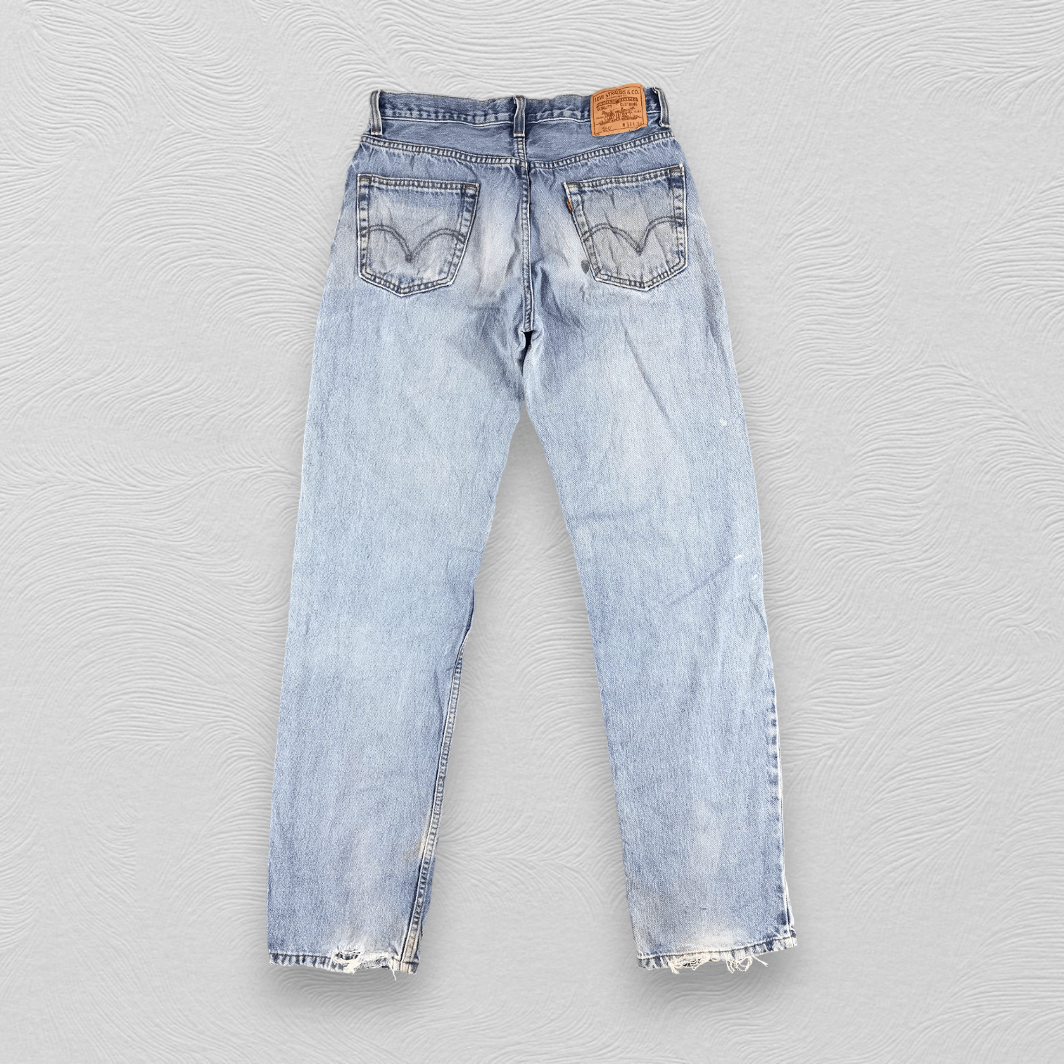 Levi's Vintage Levis 550 Jeans Faded Blue Denim KJ191 Size US 33 - 2 Thumbnail