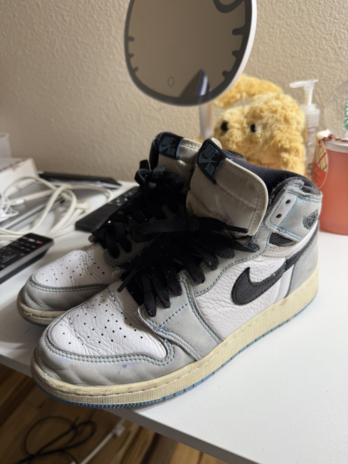 Nike Jordan 1 university blues retro size 6.5 US Size US 6.5 / EU 39-40 - 3 Thumbnail