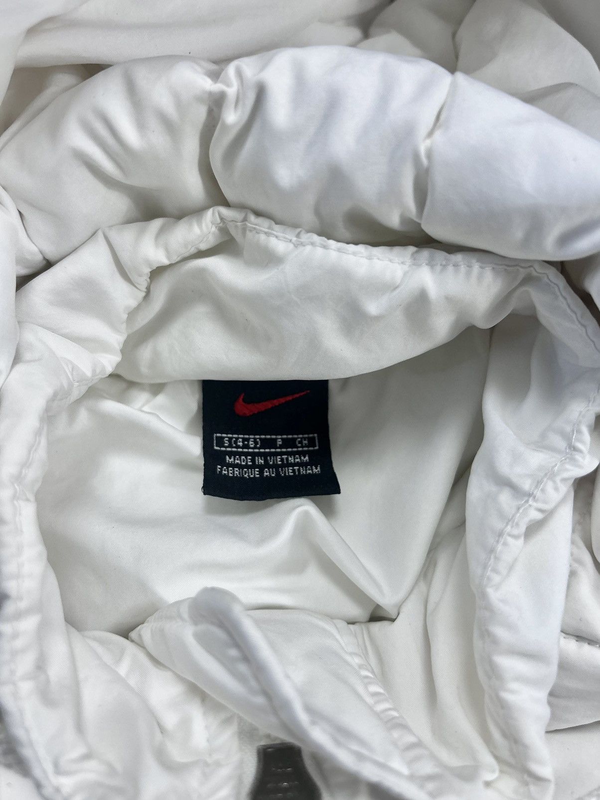Nike × Vintage Nike vintage puffer jacket big logo white neon yellow 90s Size US S / EU 44-46 / 1 - 9 Thumbnail