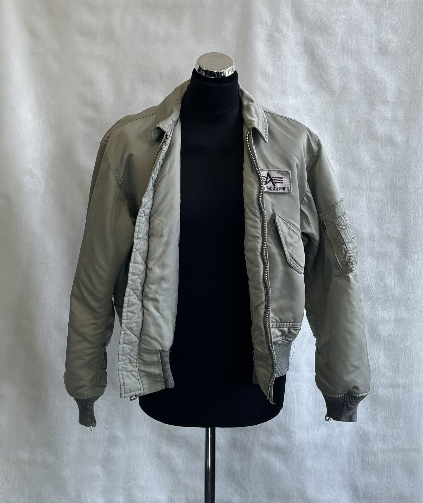 Alpha Industries Alpha Industries CWU-45P Flyers vintage Made in USA size. L Size US L / EU 52-54 / 3 - 5 Thumbnail
