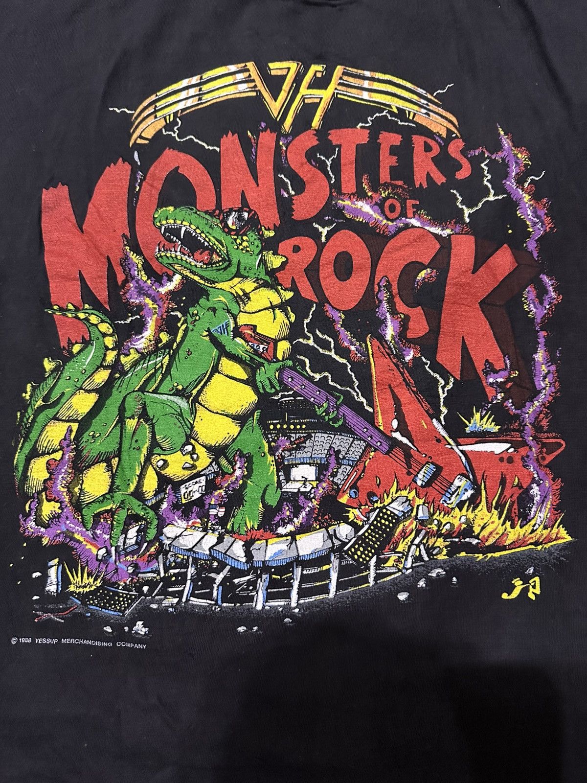 Band Tees Vintage Van Halen Monsters of Rock 1988 Tour TShirt Size US XL / EU 56 / 4 - 7 Thumbnail