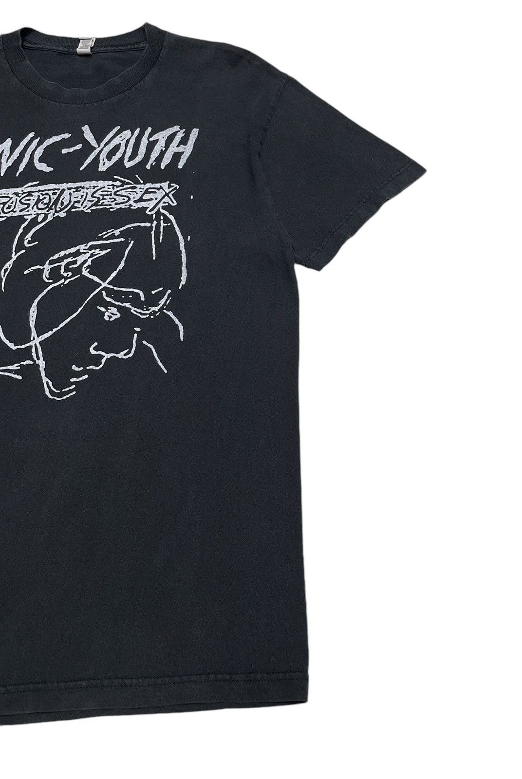 Band Tees × Vintage Vintage Y2K Band Sonic Youth Confusion Is Sex T-shirt 2000s Size US L / EU 52-54 / 3 - 6 Thumbnail
