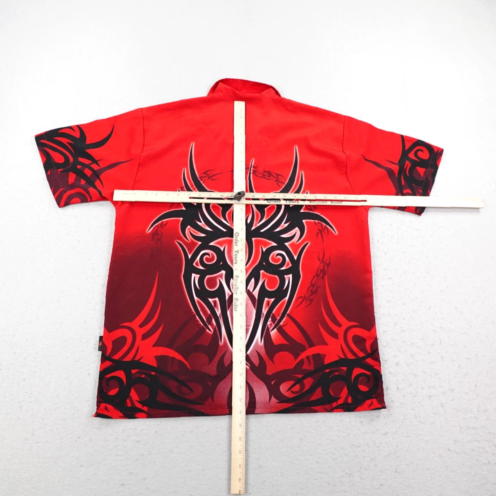 Vintage Vintage Dragonfly Shirt Mens Large Red Black Tribal Barbed Wire Button Up Y2K Size US L / EU 52-54 / 3 - 6 Thumbnail