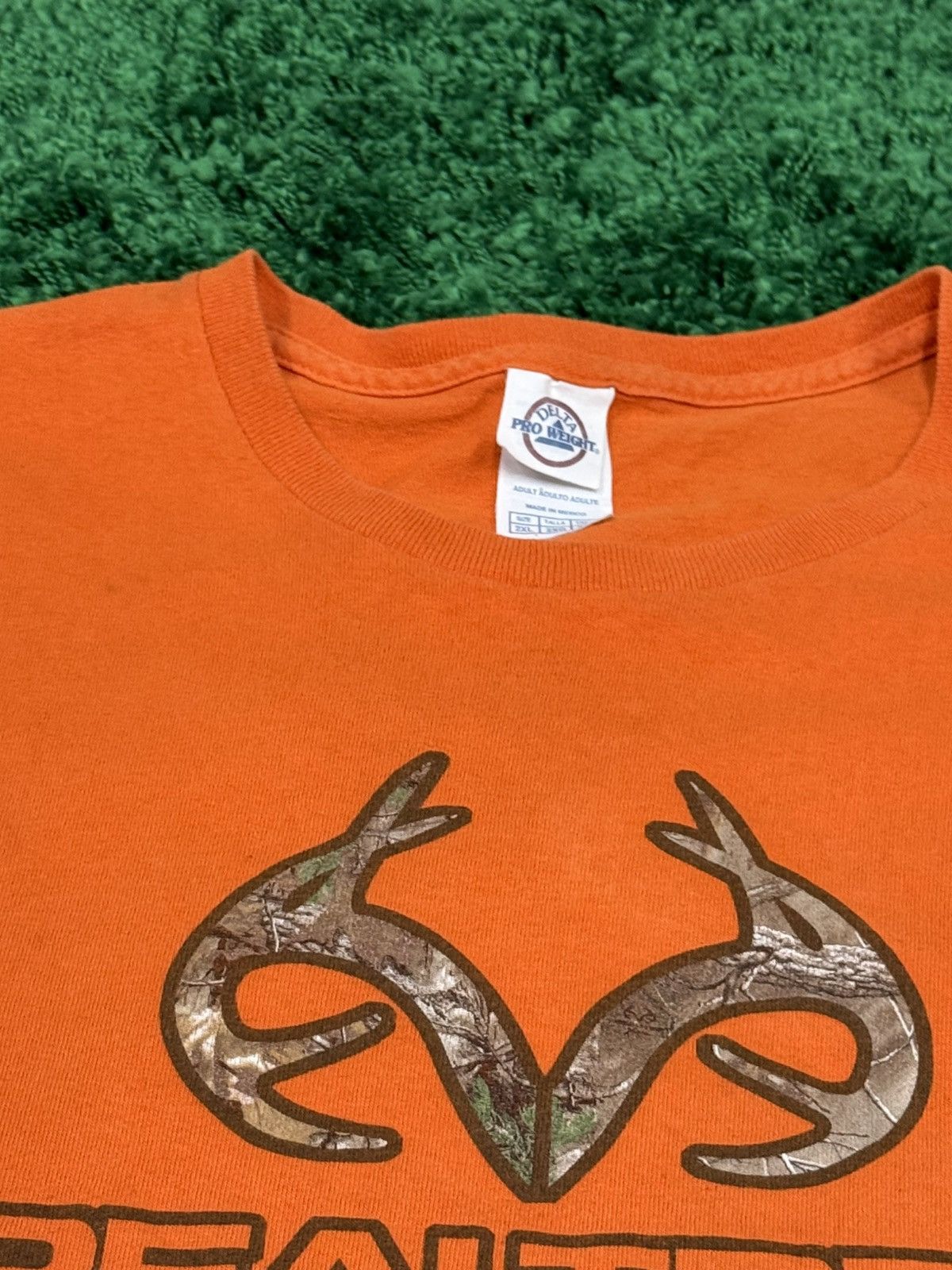 Realtree Realtree Pro Delta Logo Hunting Camo Logo Tee 2XL XXL Size US XXL / EU 58 / 5 - 3 Thumbnail