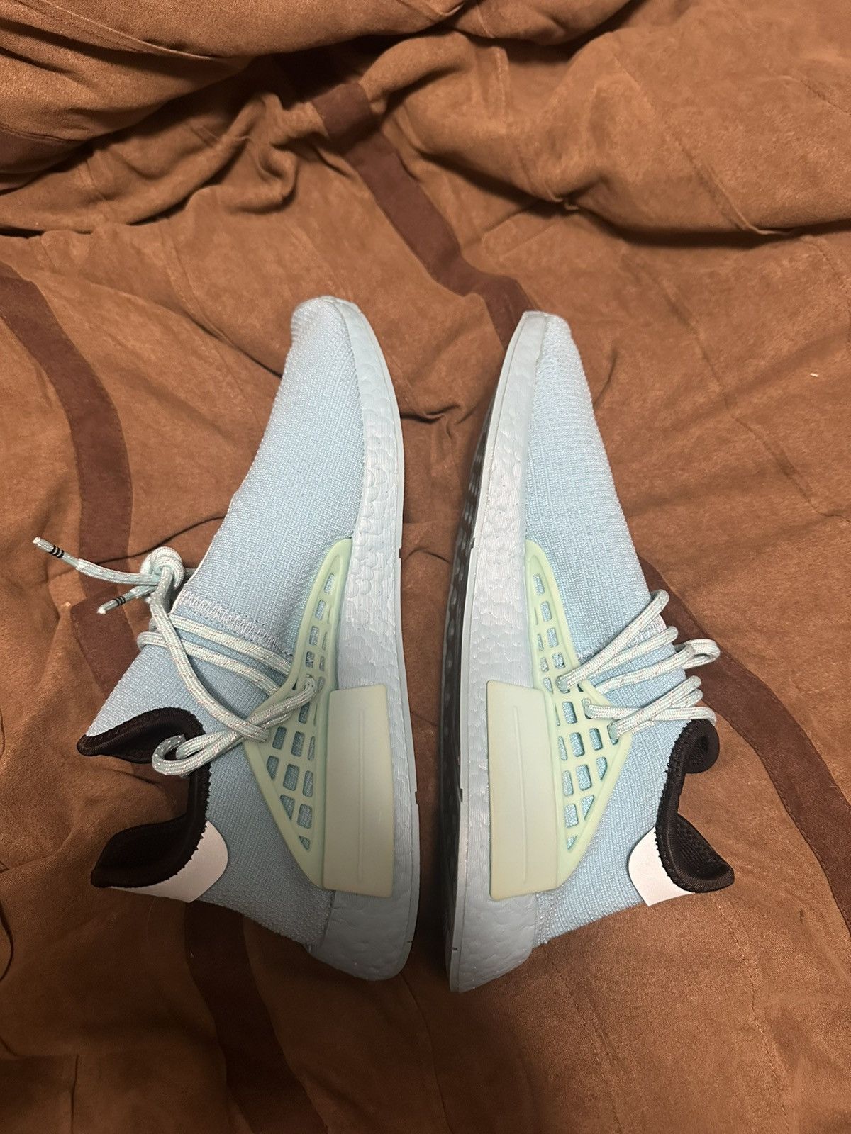Adidas × Pharrell Size 10.5 - Men's Pharrell x adidas NMD Human Race Aqua Size US 10.5 / EU 43-44 - 3 Thumbnail