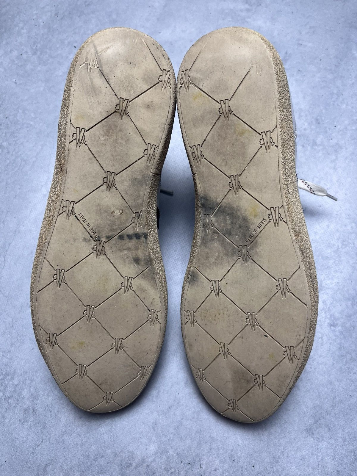 Moncler VERY RARE MONCLER HI LEATHER SNEAKERS Size US 9.5 / EU 42-43 - 3 Thumbnail